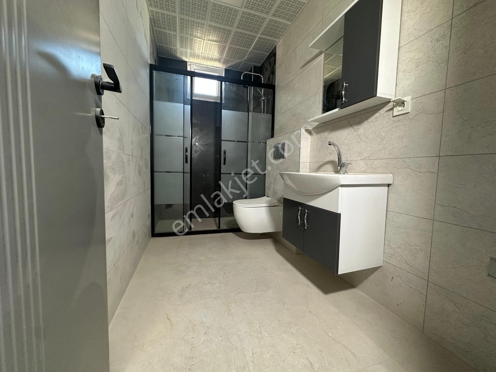 Kepez Ayanoğlu Mahallesinde 1+1 Kiralık Daire - Görsel 12