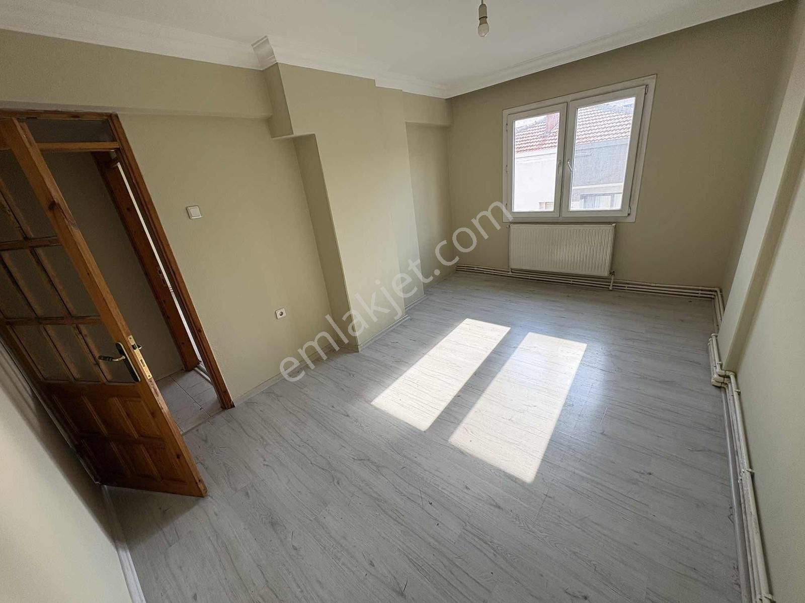 Buca İşçi Evleri Barış Mah.de Satılık 2+1 D.gazlı Daire - Görsel 21