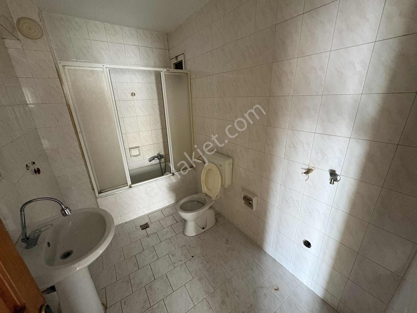 Buca İşçi Evleri Barış Mah.de Satılık 2+1 D.gazlı Daire - Görsel 17