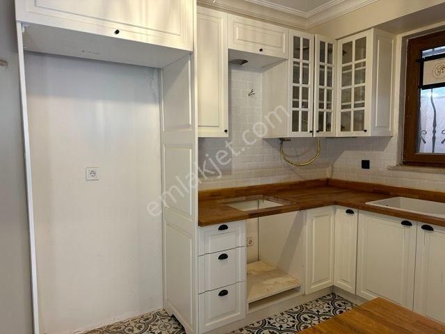 Zekeriyaköy Site İçerisinde 4+2 Manzaralı Satılık Villa - Görsel 26