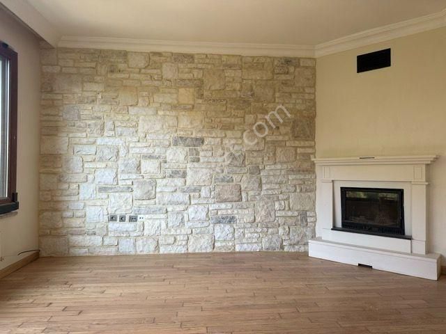 Zekeriyaköy Site İçerisinde 4+2 Manzaralı Satılık Villa - Görsel 22