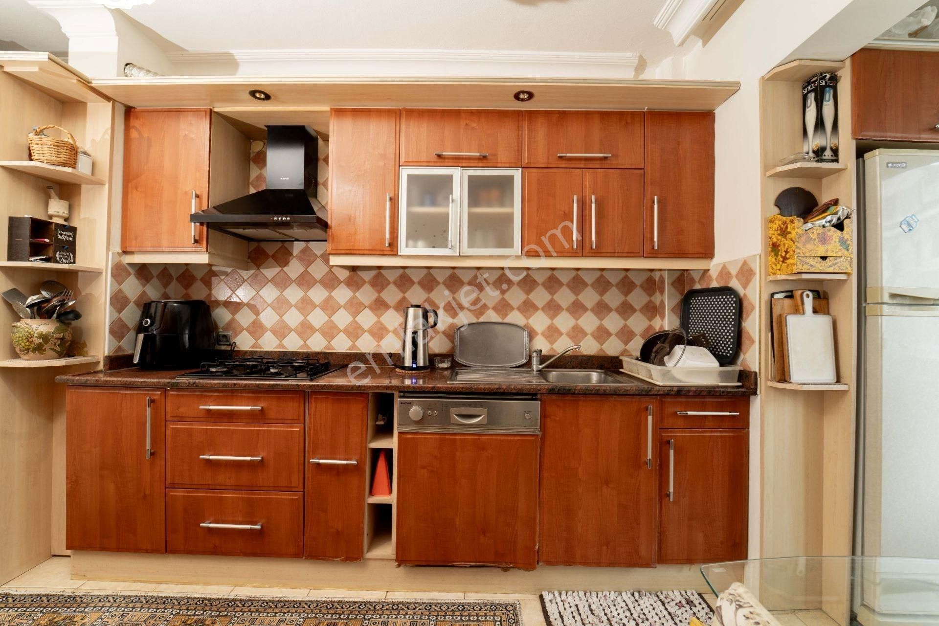 Gürsu'da Sahile 400 Metre Yürüme Mesafesinde 3+1 Satılık Daire