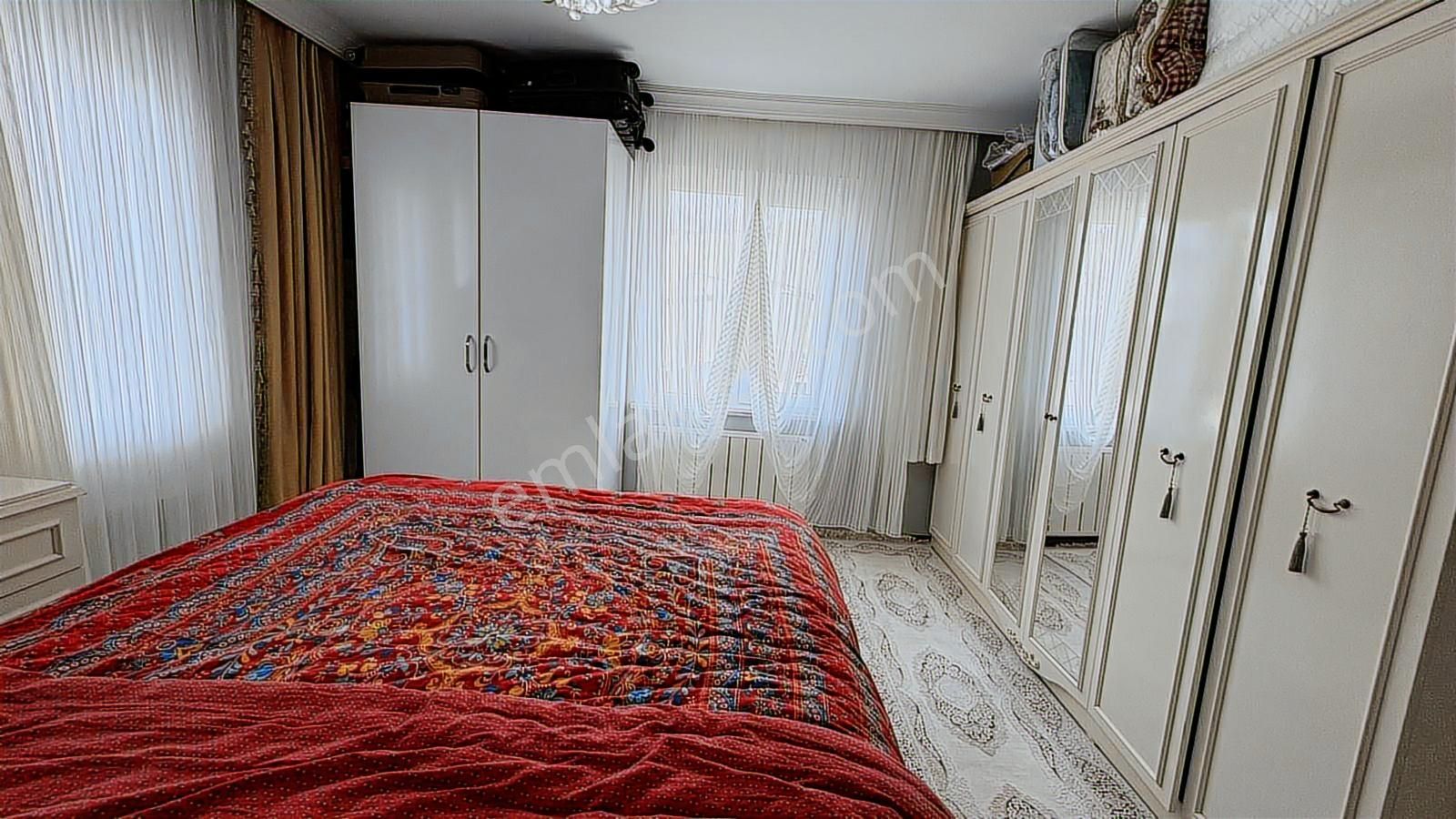 Söğütlüçeşme'de Full Tadilatlı Geniş 3+1 Satılık Daire - Görsel 2