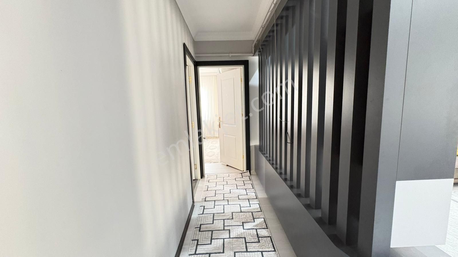 Söğütlüçeşme'de Full Tadilatlı Geniş 3+1 Satılık Daire - Görsel 20