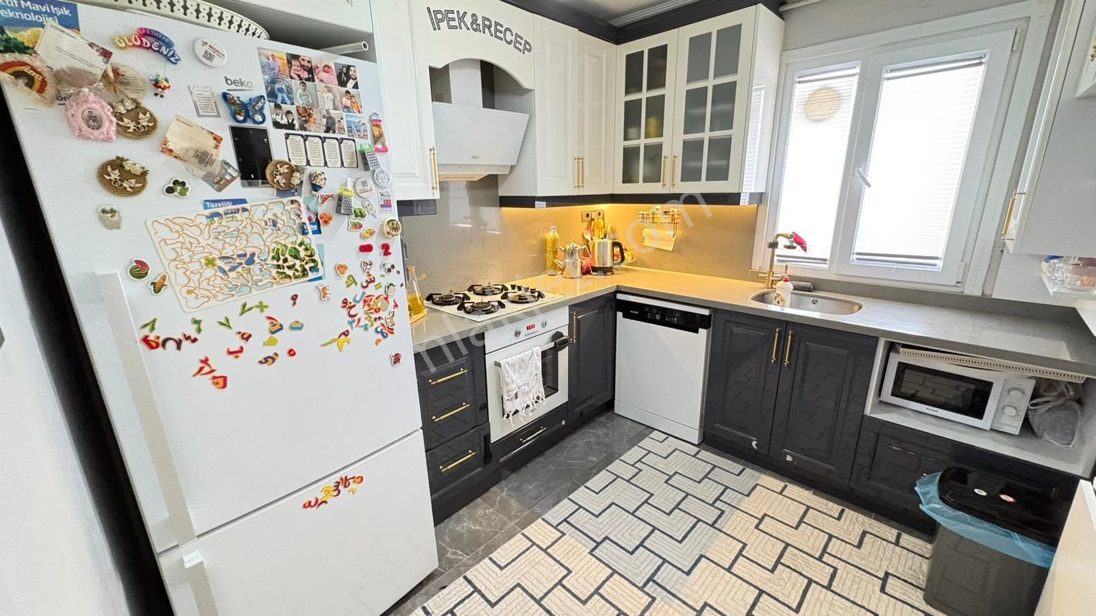 Söğütlüçeşme'de Full Tadilatlı Geniş 3+1 Satılık Daire - Görsel 19