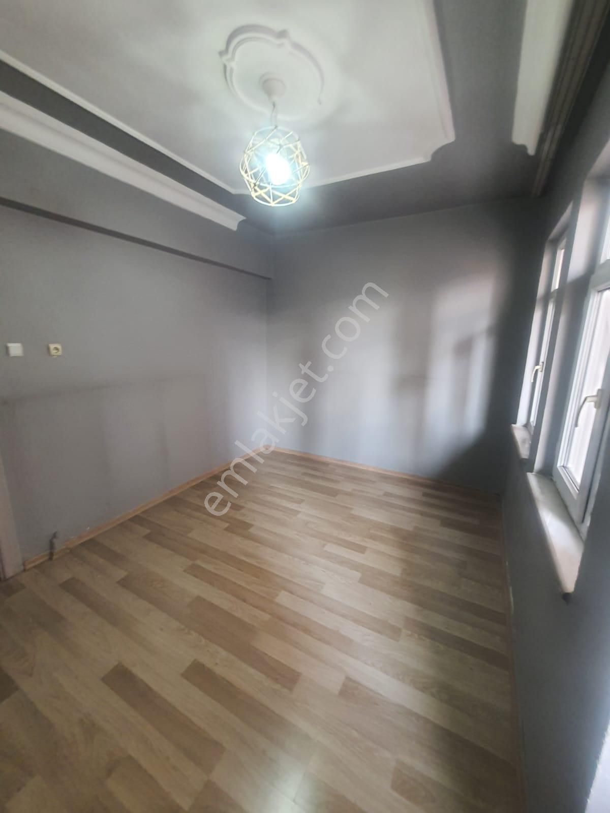 İncom Line Gayrimenkulden Çamlıcada 3+1 Kiralık Dairemiz - Görsel 14