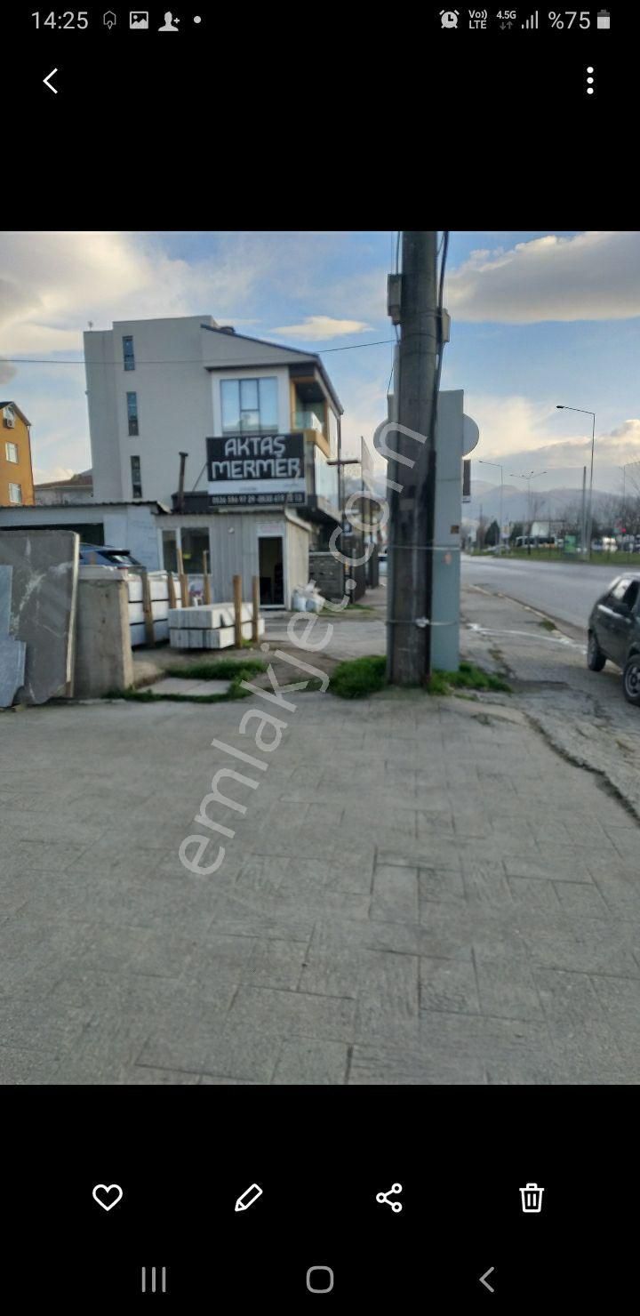 Kartepe Emekevler De Sapanca Yoluna Cepe 650 Metrekare Arsa 17.500000tl Tl - Görsel 2