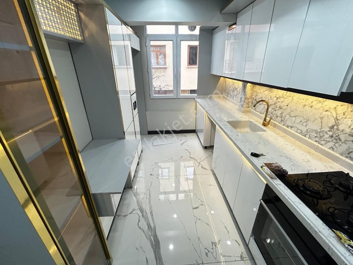 Sincan Akşemsettin Mah 2+1 Ultra Lüks Yapılı Ara Katta Daire - Görsel 18