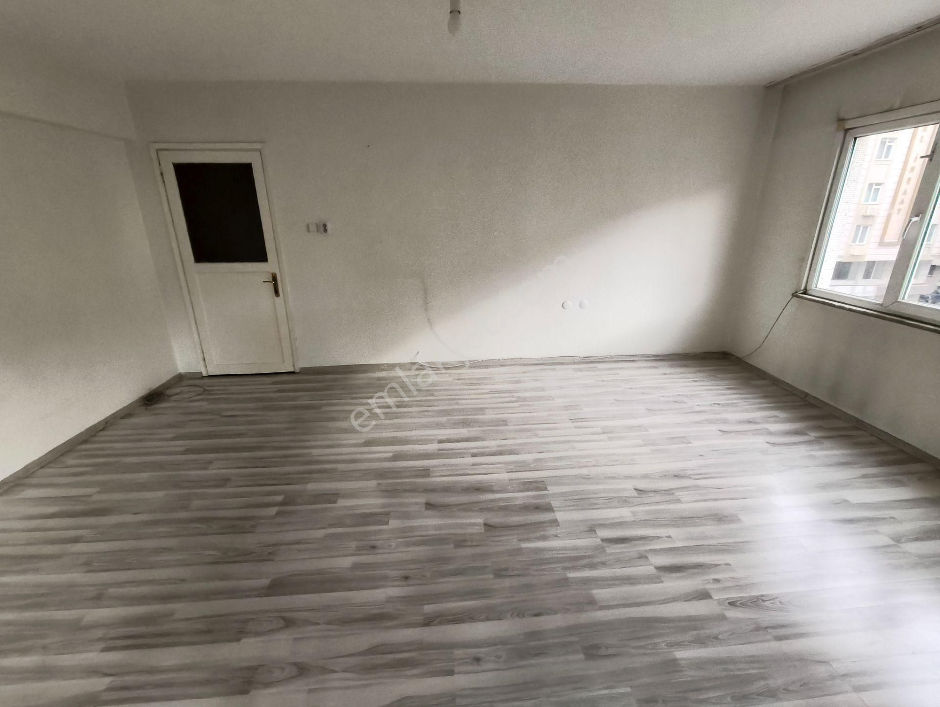 Balcıoğlundan G.o.paşa Ordu Cad. Üzerinde Kiralık Asansörlü Ara Kat Daire - Görsel 5