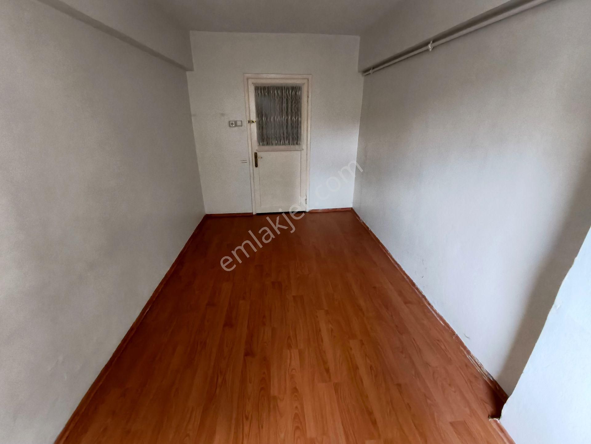 Balcıoğlundan G.o.paşa Ordu Cad. Üzerinde Kiralık Asansörlü Ara Kat Daire - Görsel 12
