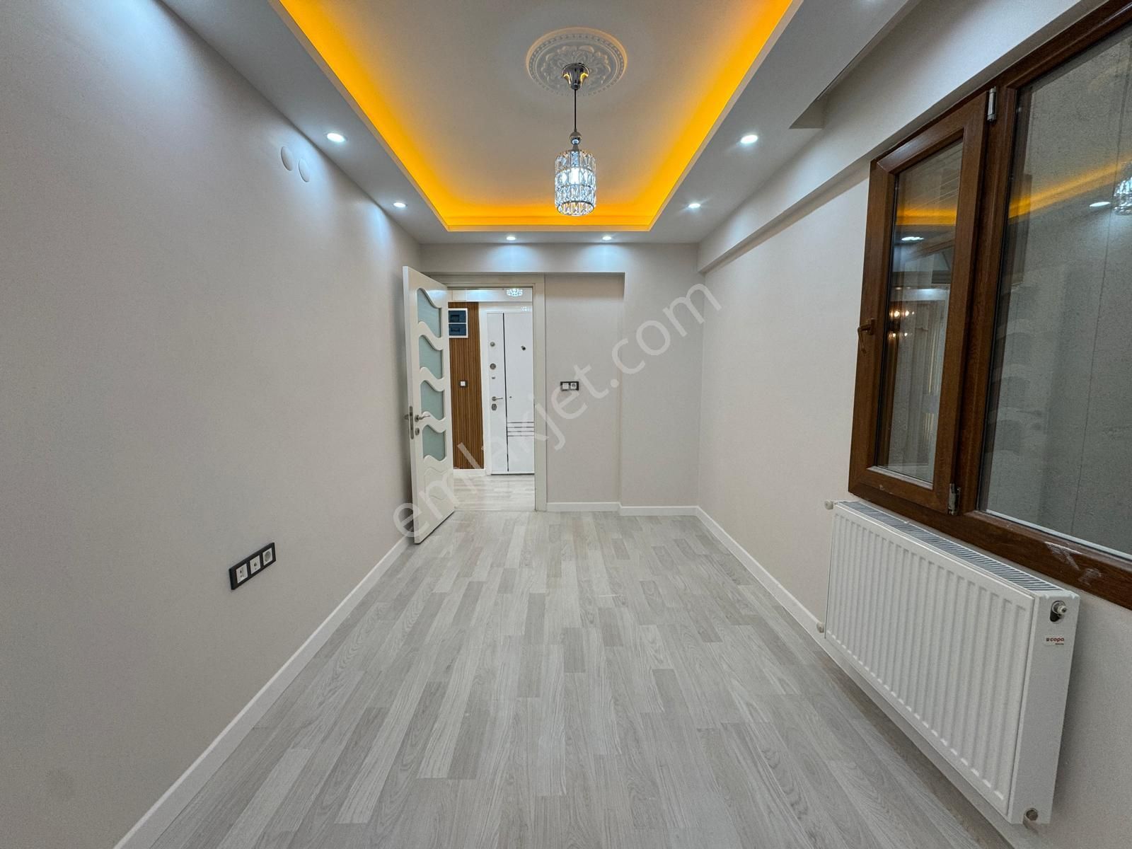 Zeki Emlak'tan Muradiye'de 3+1 Arakat Çift Cephe Satılık Lüks D. - Görsel 18