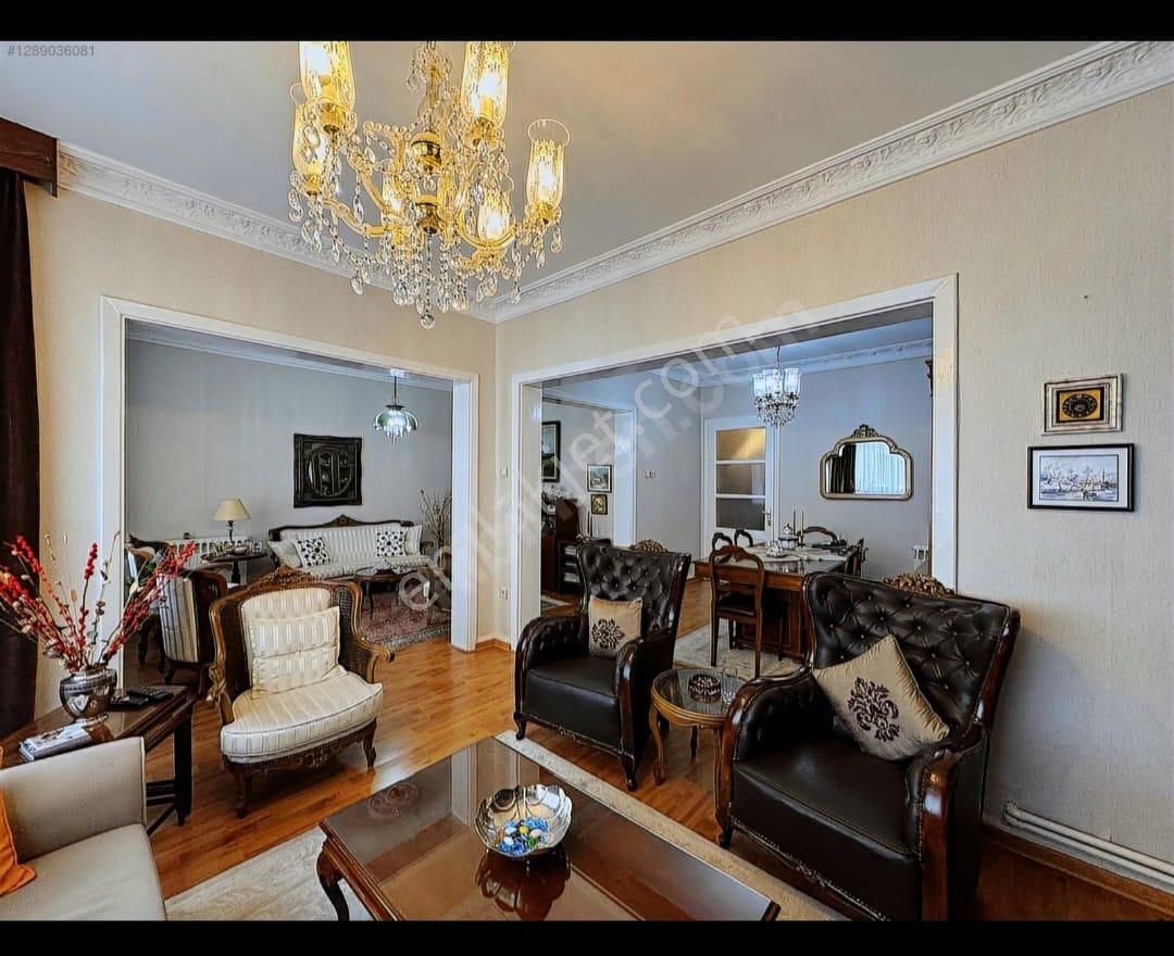 Şişli Merkez - Mükemmel Konumda 2+1 Bakımlı Daire