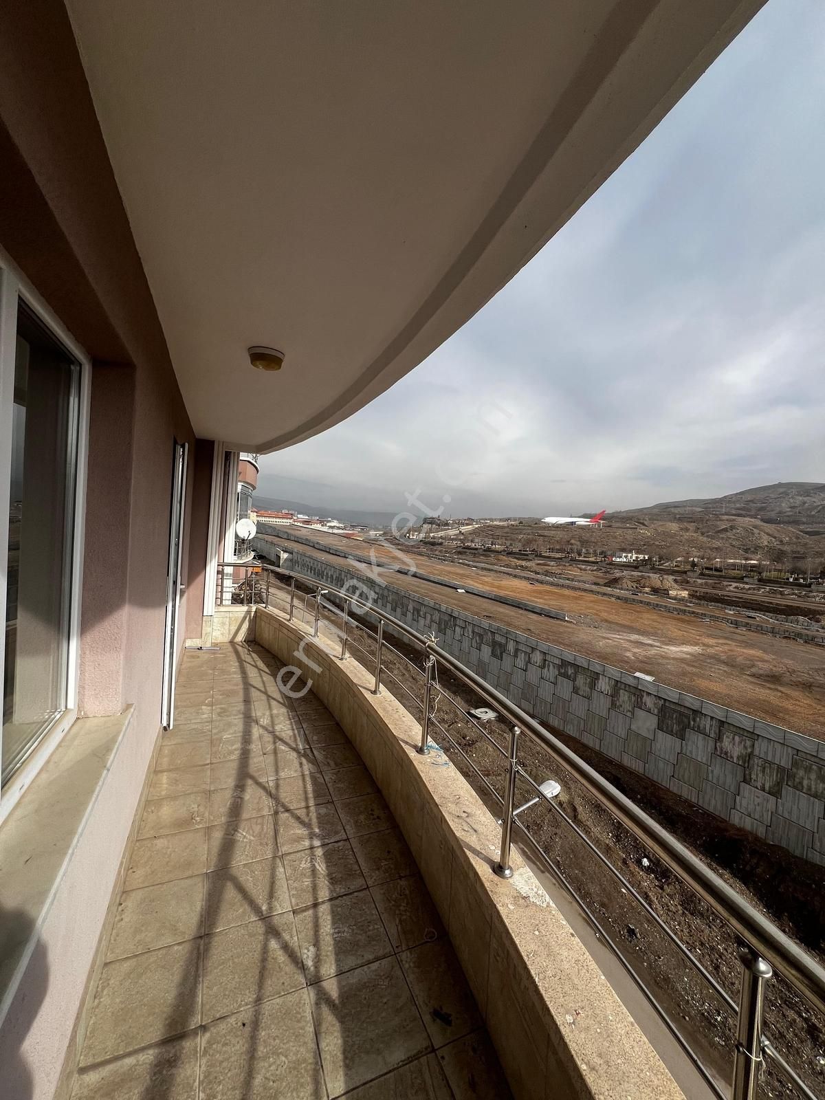 Ekin Group'tan Rte Parkı Karşısı Full Yapılı Lüks Kiralık 3+1 - Görsel 13