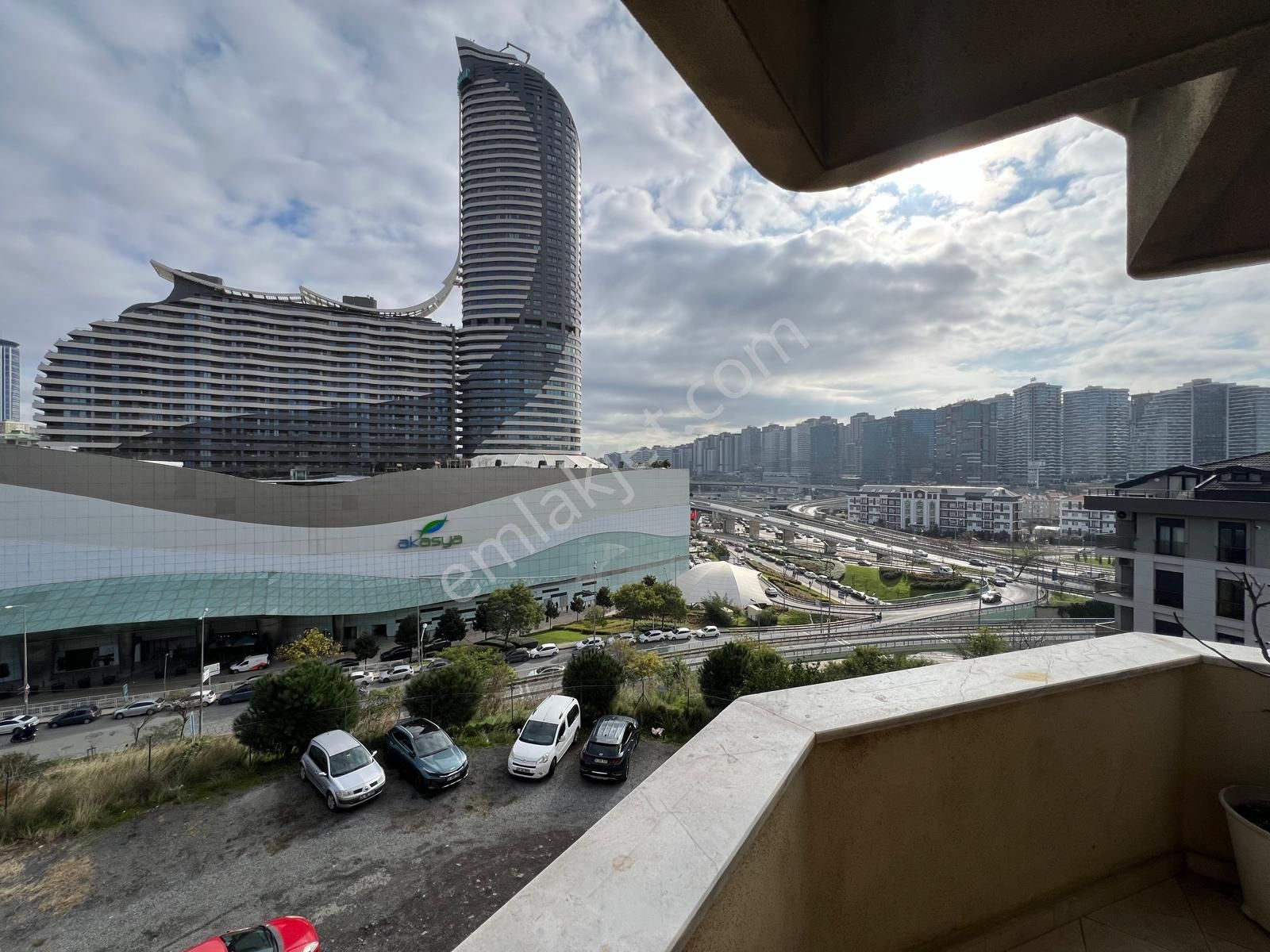 Acıbadem Akasya Avm'ye Komşu Gül Evler Sitesinde 3+1 123 M² Net - Görsel 28