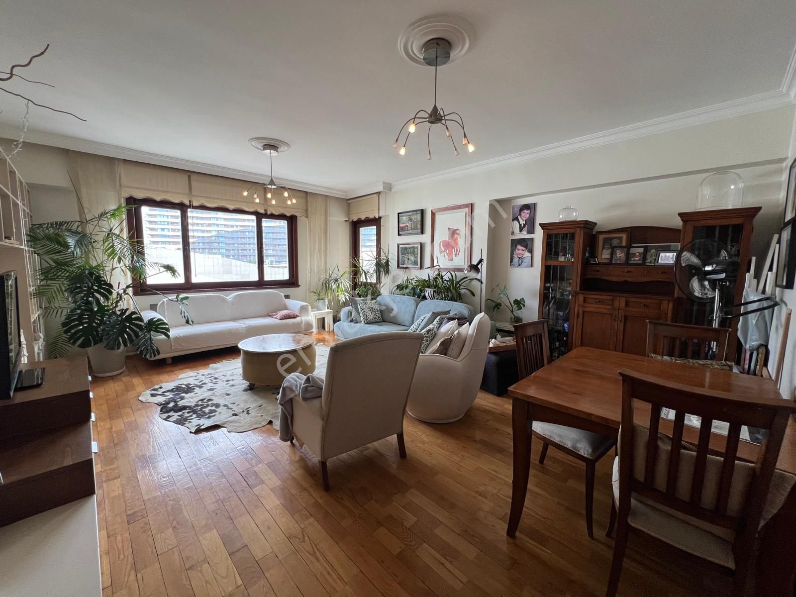 Acıbadem Akasya Avm'ye Komşu Gül Evler Sitesinde 3+1 123 M² Net - Görsel 6