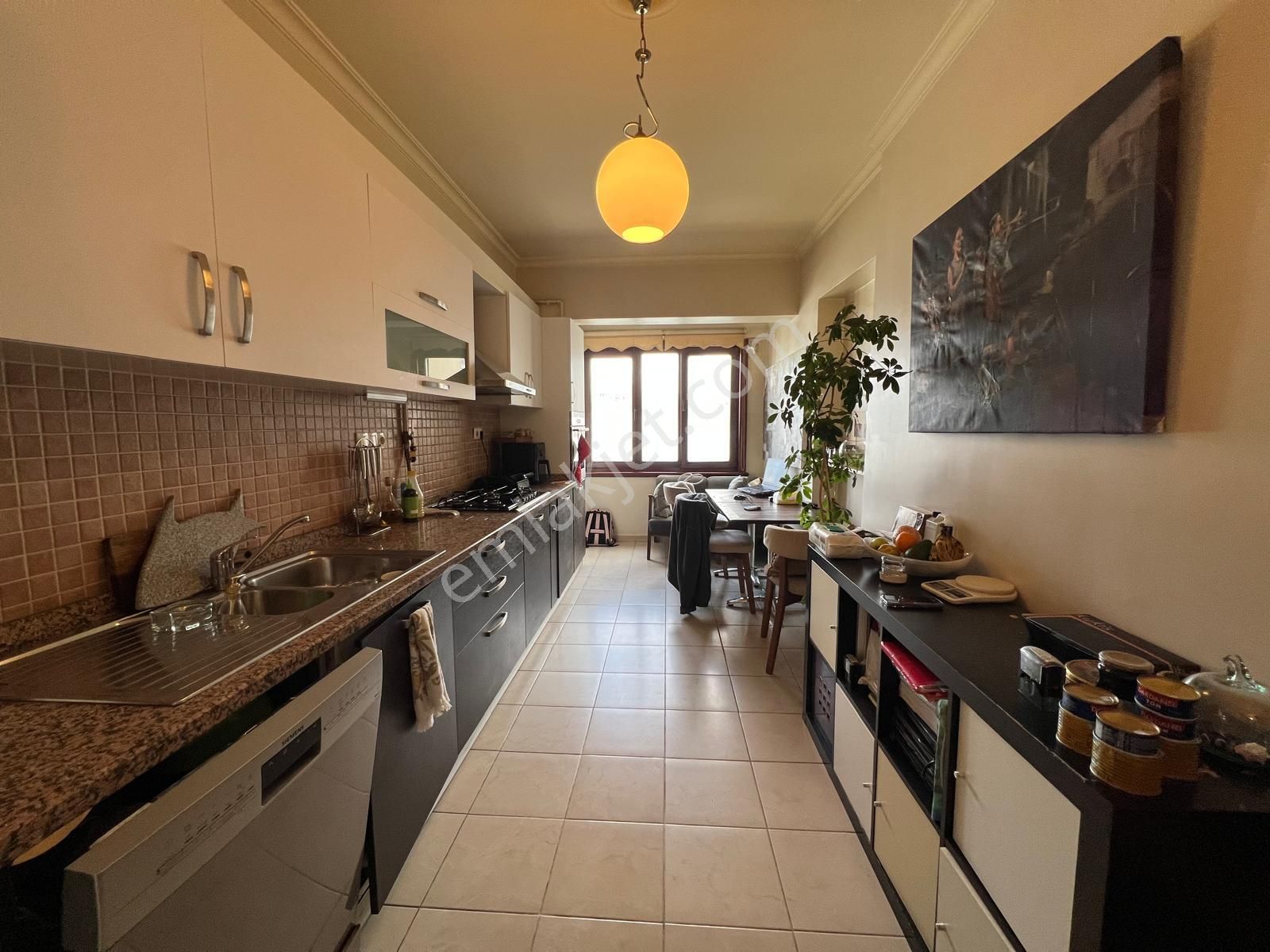 Acıbadem Akasya Avm'ye Komşu Gül Evler Sitesinde 3+1 123 M² Net - Görsel 8