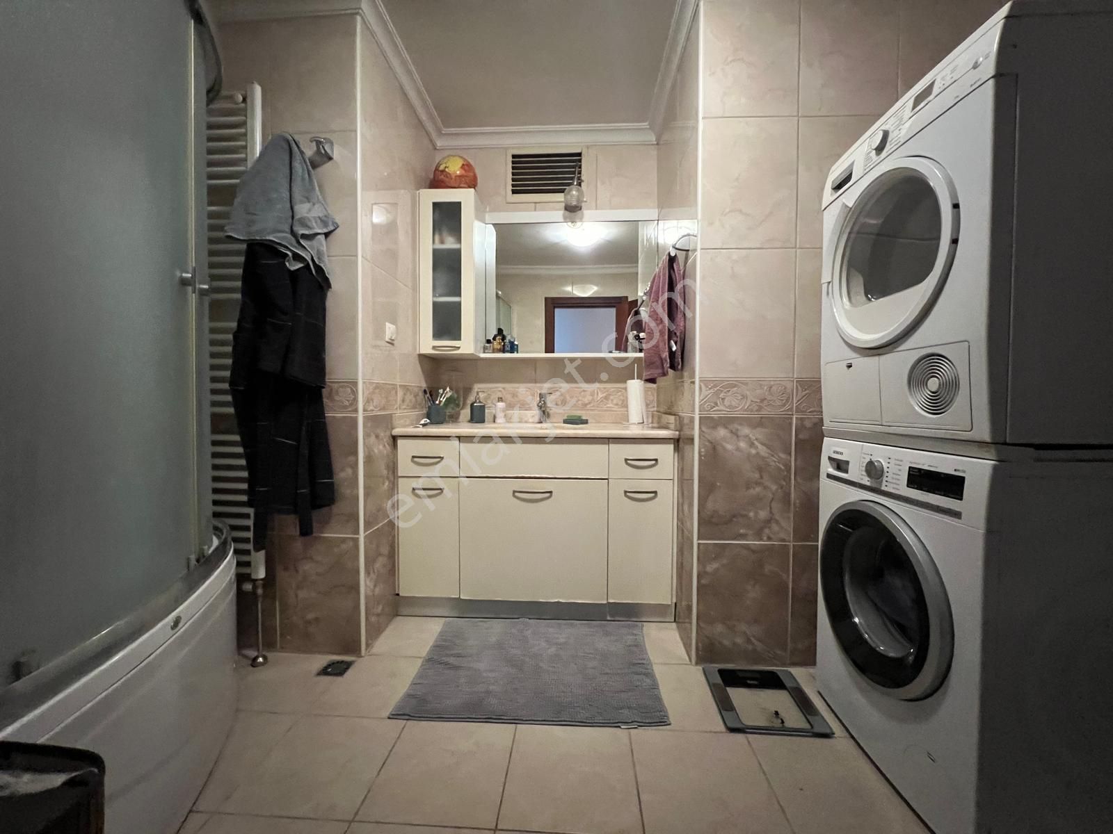 Acıbadem Akasya Avm'ye Komşu Gül Evler Sitesinde 3+1 123 M² Net - Görsel 22