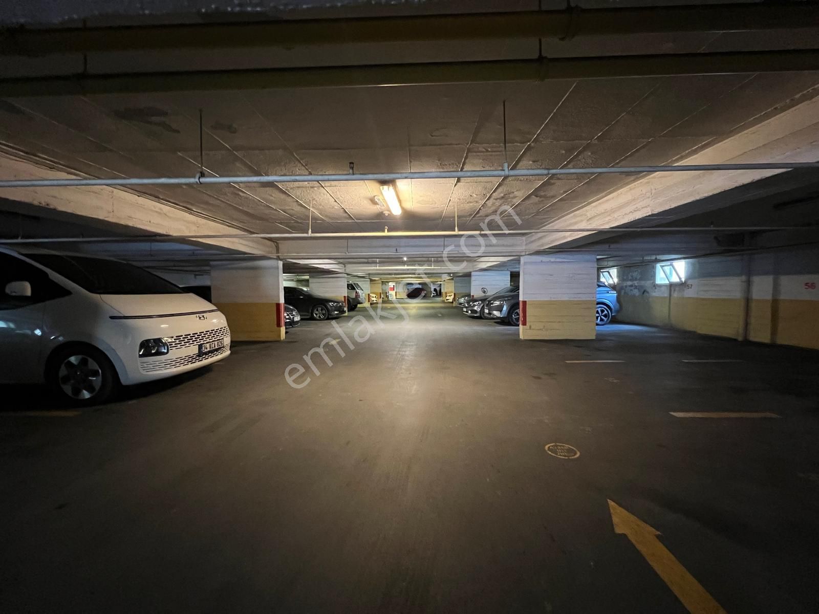 Acıbadem Akasya Avm'ye Komşu Gül Evler Sitesinde 3+1 123 M² Net - Görsel 29