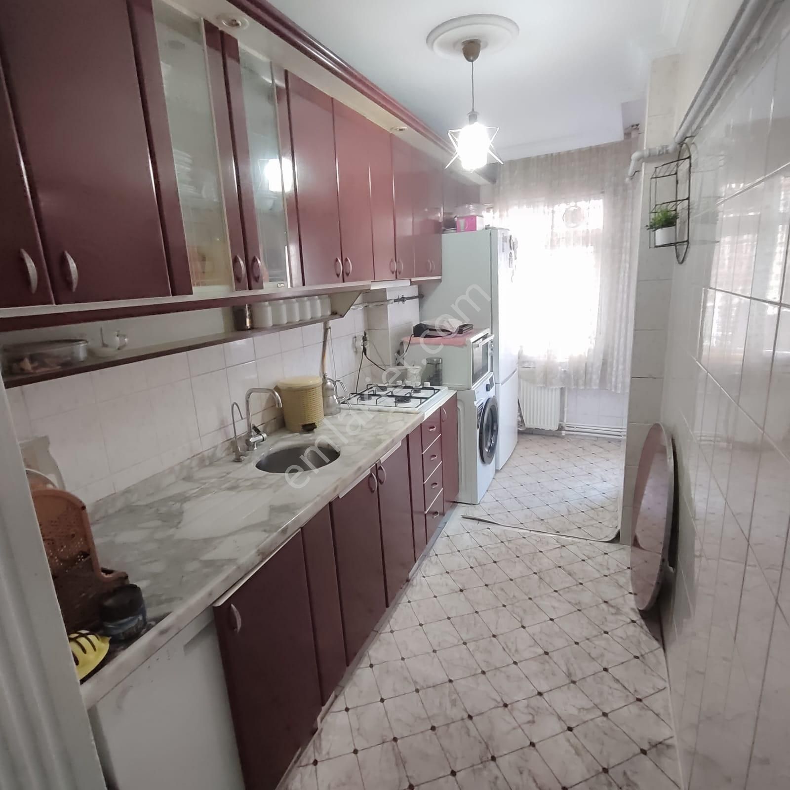 Üç Kardeşlr. Yunusemre Mh Satlık Daire 1.kat 2+1 100m² Masrafsız - Görsel 11