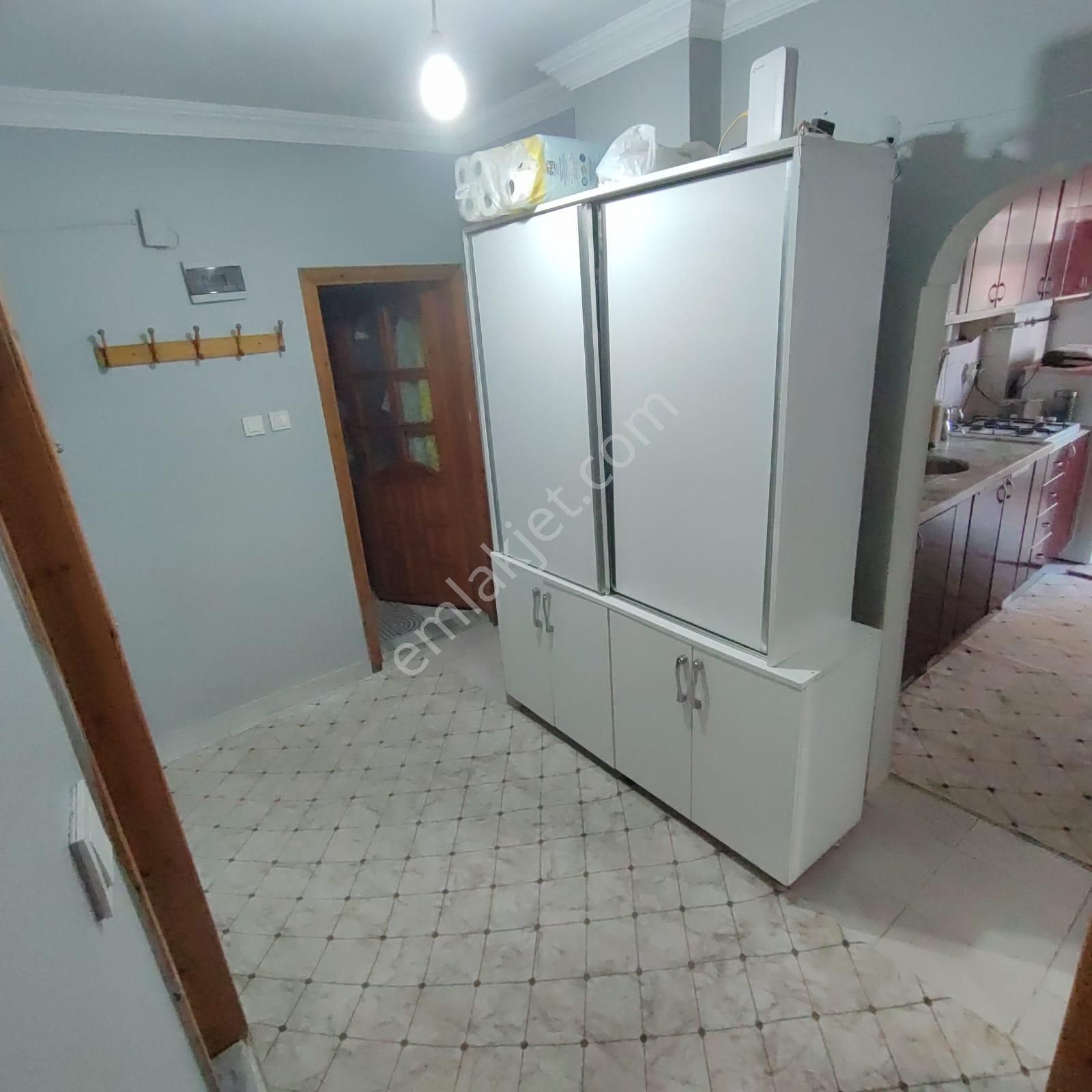 Üç Kardeşlr. Yunusemre Mh Satlık Daire 1.kat 2+1 100m² Masrafsız - Görsel 4