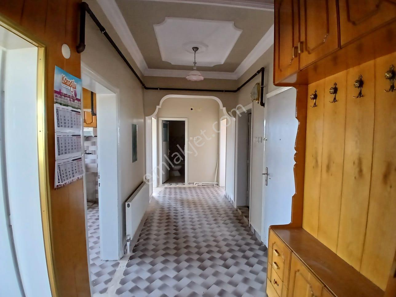 Akçay Emlak'tan Akşehir Tipi Mahallesinde Müstakil Tadında Doğalgazlı Kiralık 3+1 Daire - Görsel 25