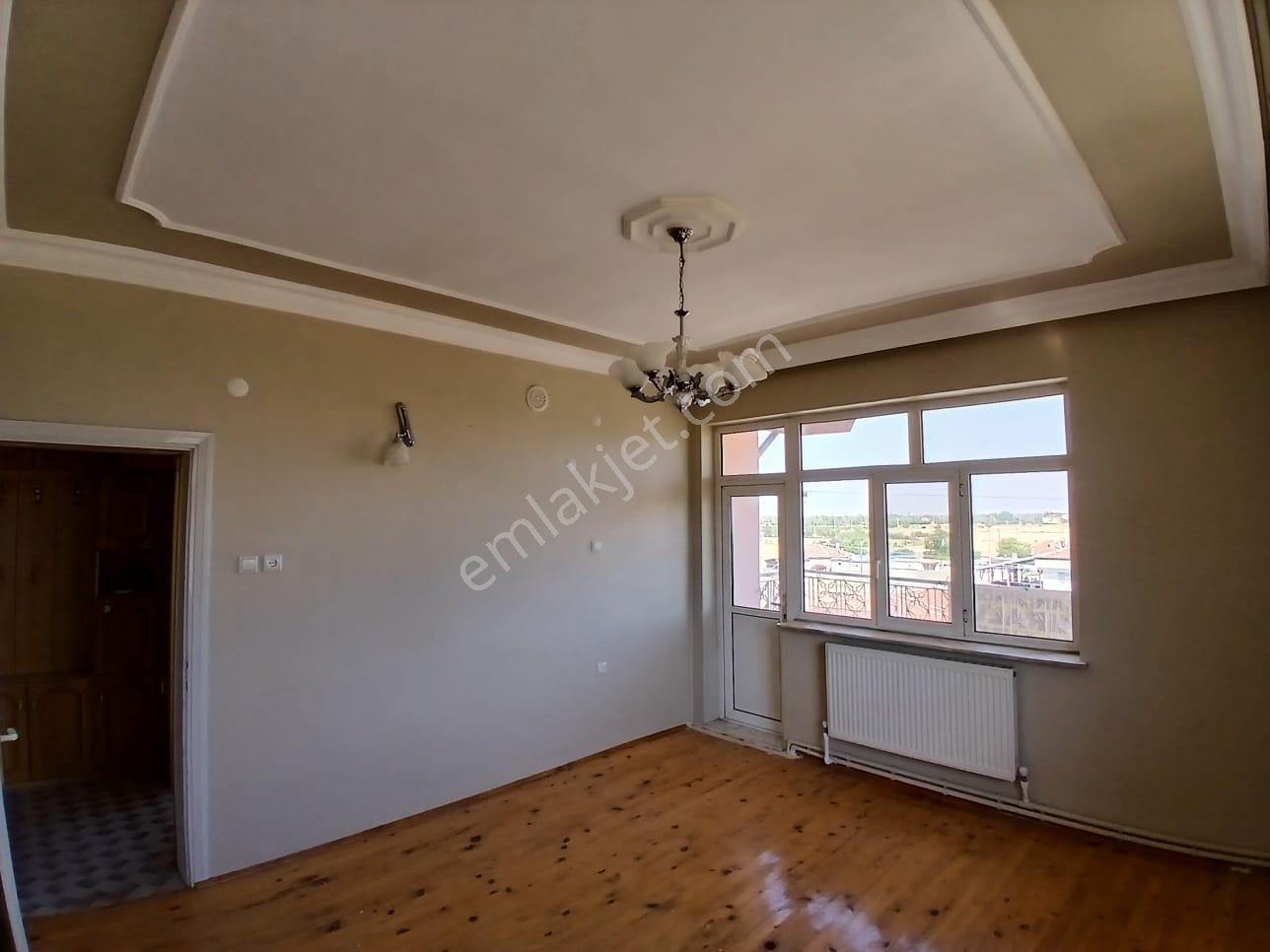 Akçay Emlak'tan Akşehir Tipi Mahallesinde Müstakil Tadında Doğalgazlı Kiralık 3+1 Daire - Görsel 31