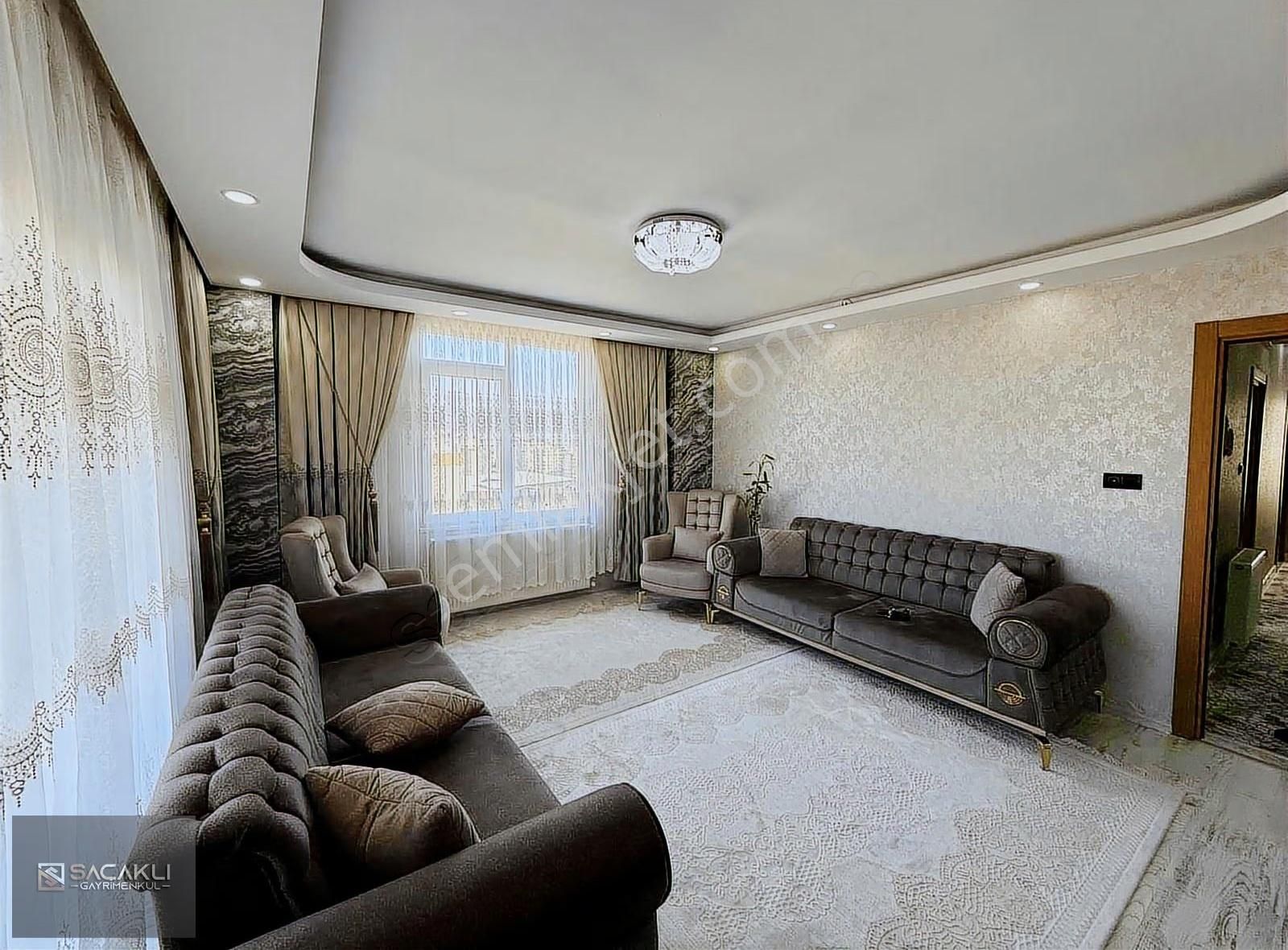 Kadir Saçaklıdan Taner Park Sitesinde 3+1 Oda - Görsel 2