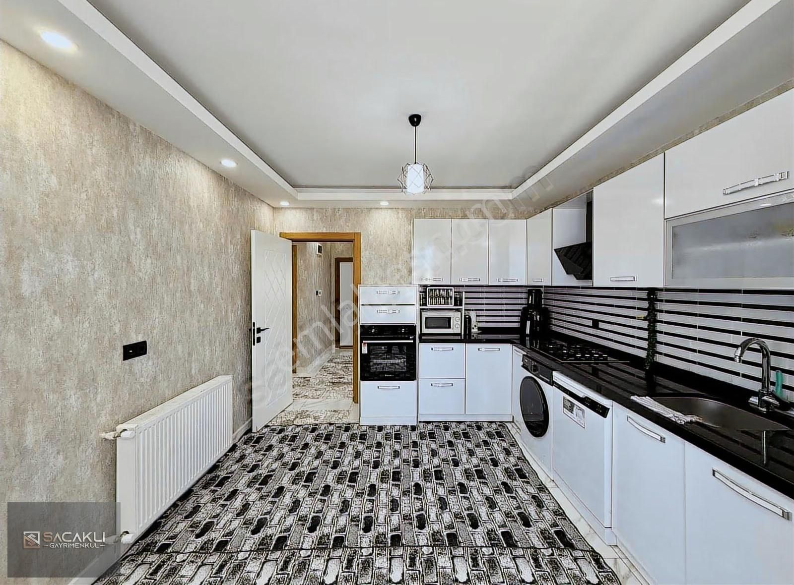 Kadir Saçaklıdan Taner Park Sitesinde 3+1 Oda - Görsel 8