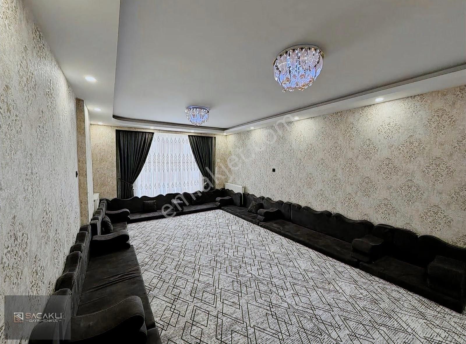 Kadir Saçaklıdan Taner Park Sitesinde 3+1 Oda - Görsel 4