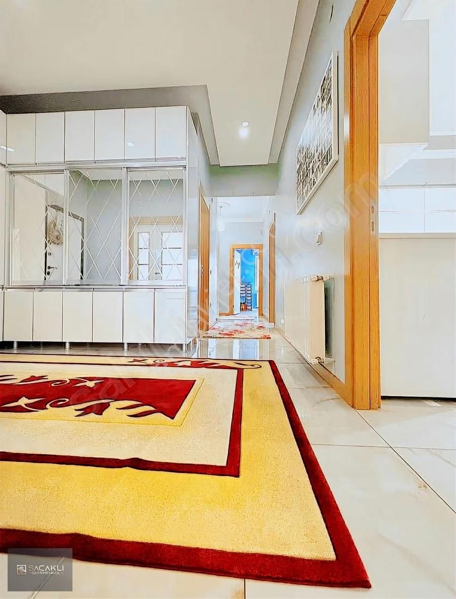 Kadir Saçaklıdan Ay Yapı Sitesinde 4+1 Daire - Görsel 2