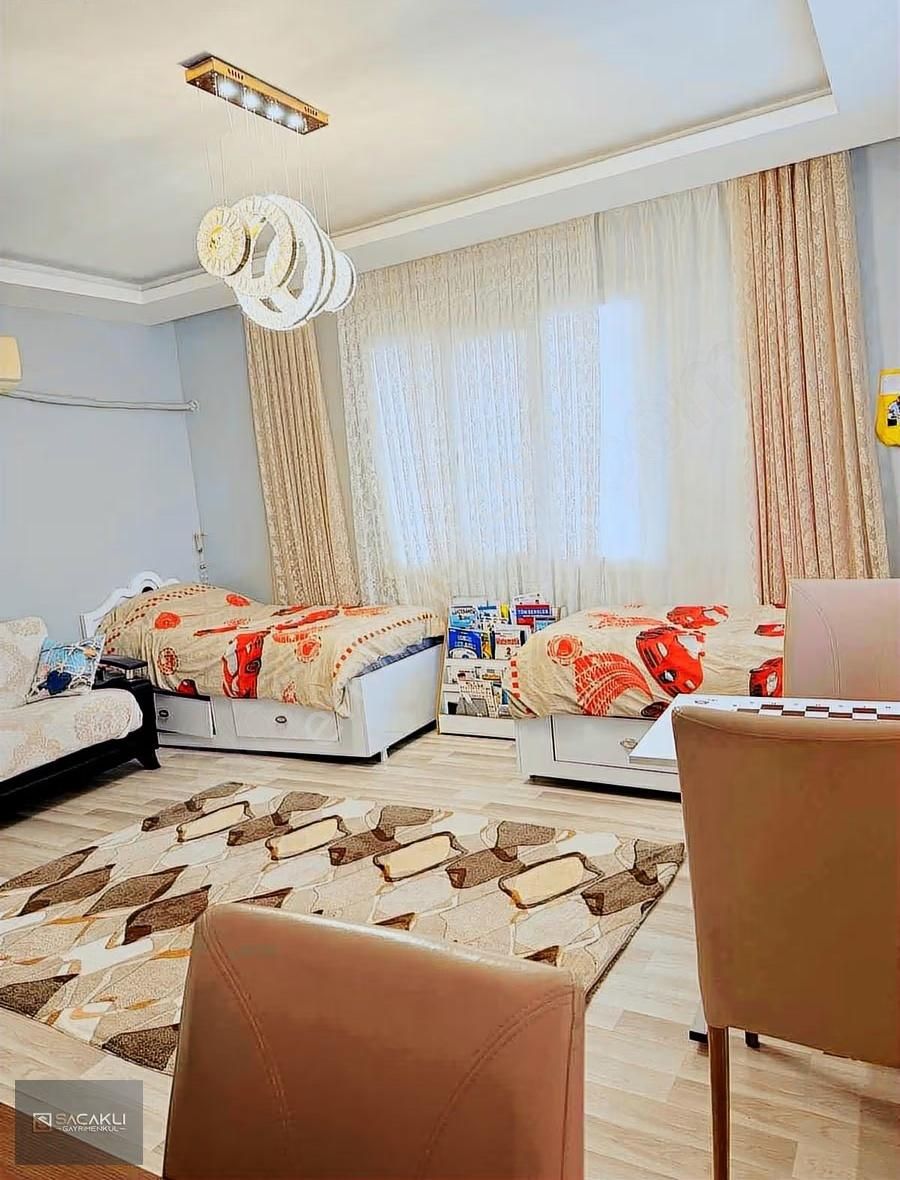 Kadir Saçaklıdan Ay Yapı Sitesinde 4+1 Daire - Görsel 10