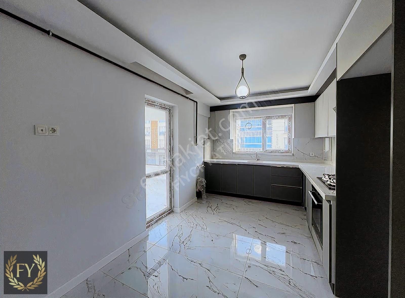 Ön Cephe 4+1 G.odalı Kilerli Sıfır Lüks Daire - Görsel 8