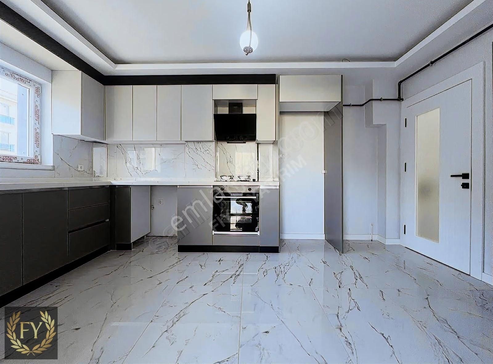 Ön Cephe 4+1 G.odalı Kilerli Sıfır Lüks Daire - Görsel 12