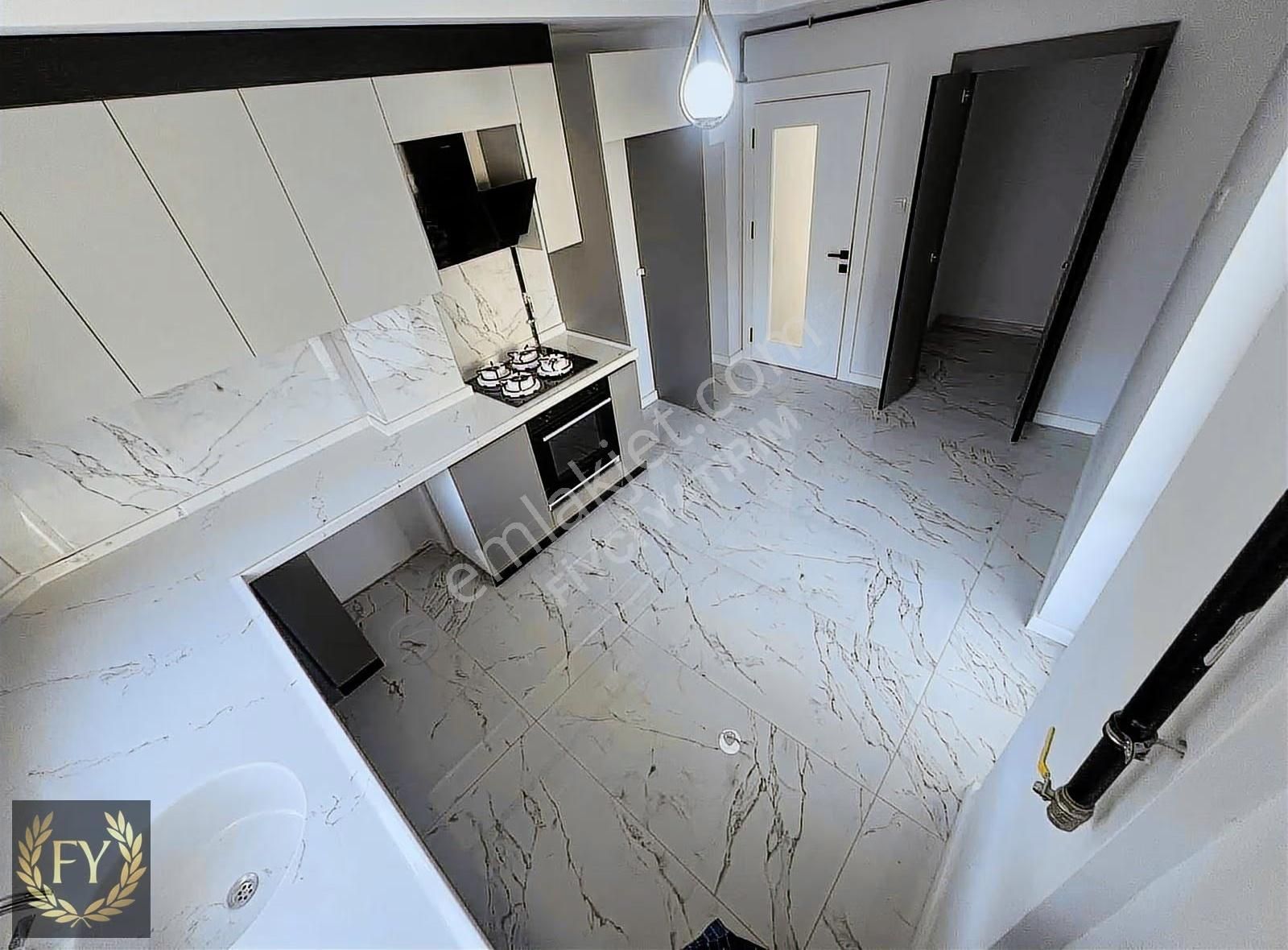 Ön Cephe 4+1 G.odalı Kilerli Sıfır Lüks Daire