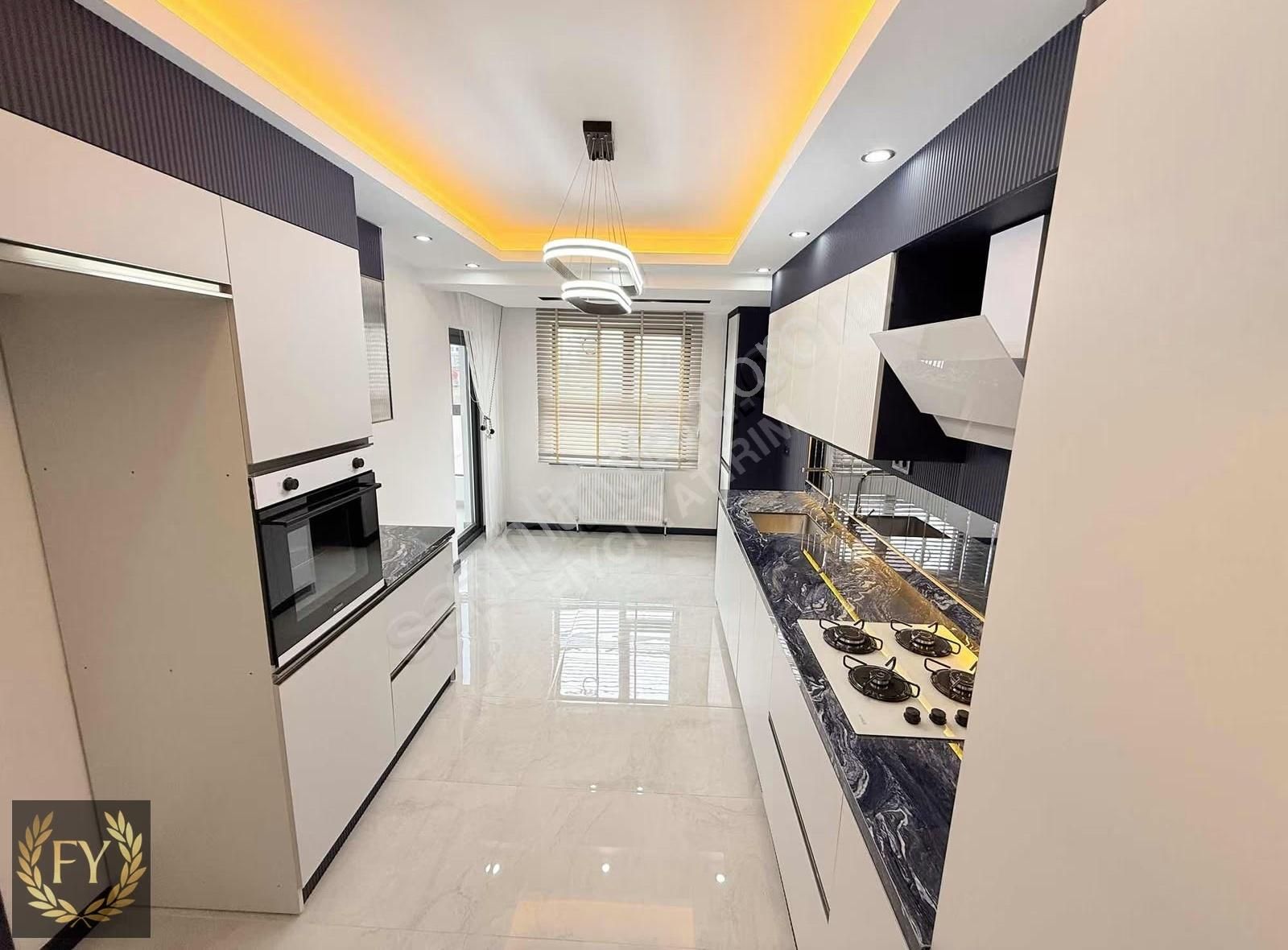 Fiyci Yatırım Harika Tasarım 3+1 Şık Lüks Daire - Görsel 22