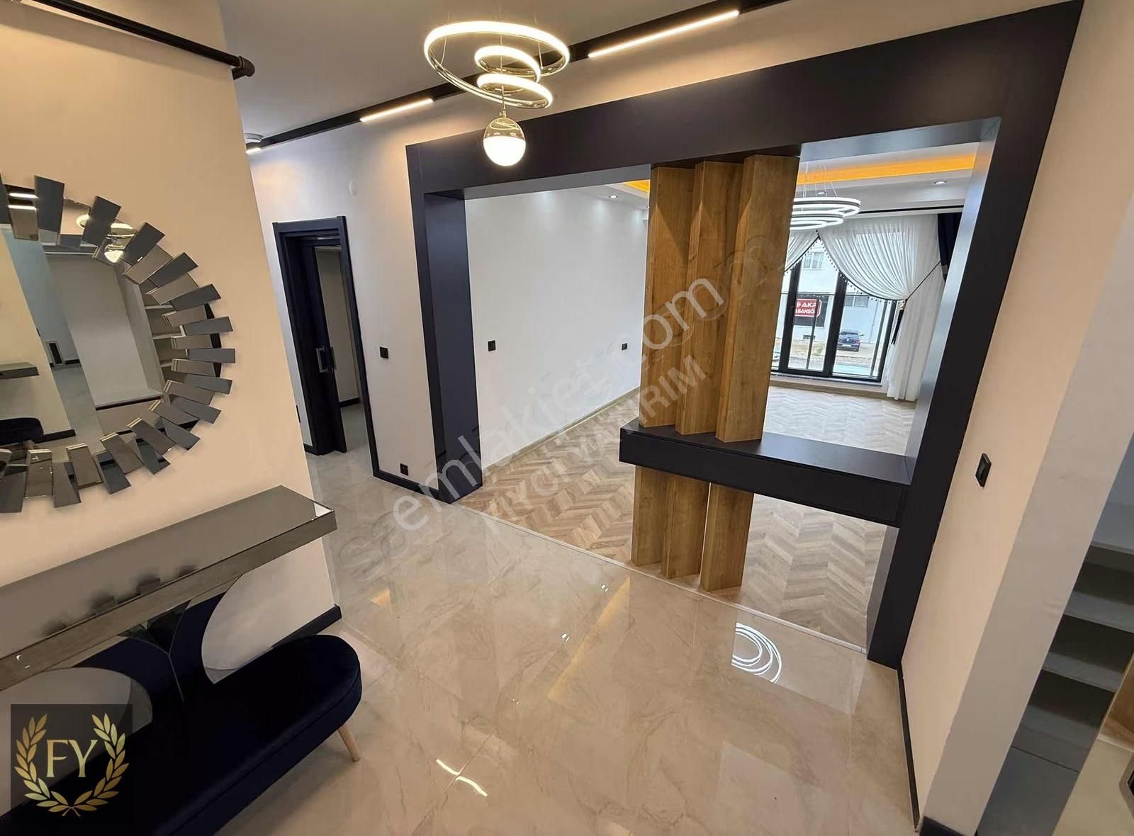 Fiyci Yatırım Harika Tasarım 3+1 Şık Lüks Daire - Görsel 19