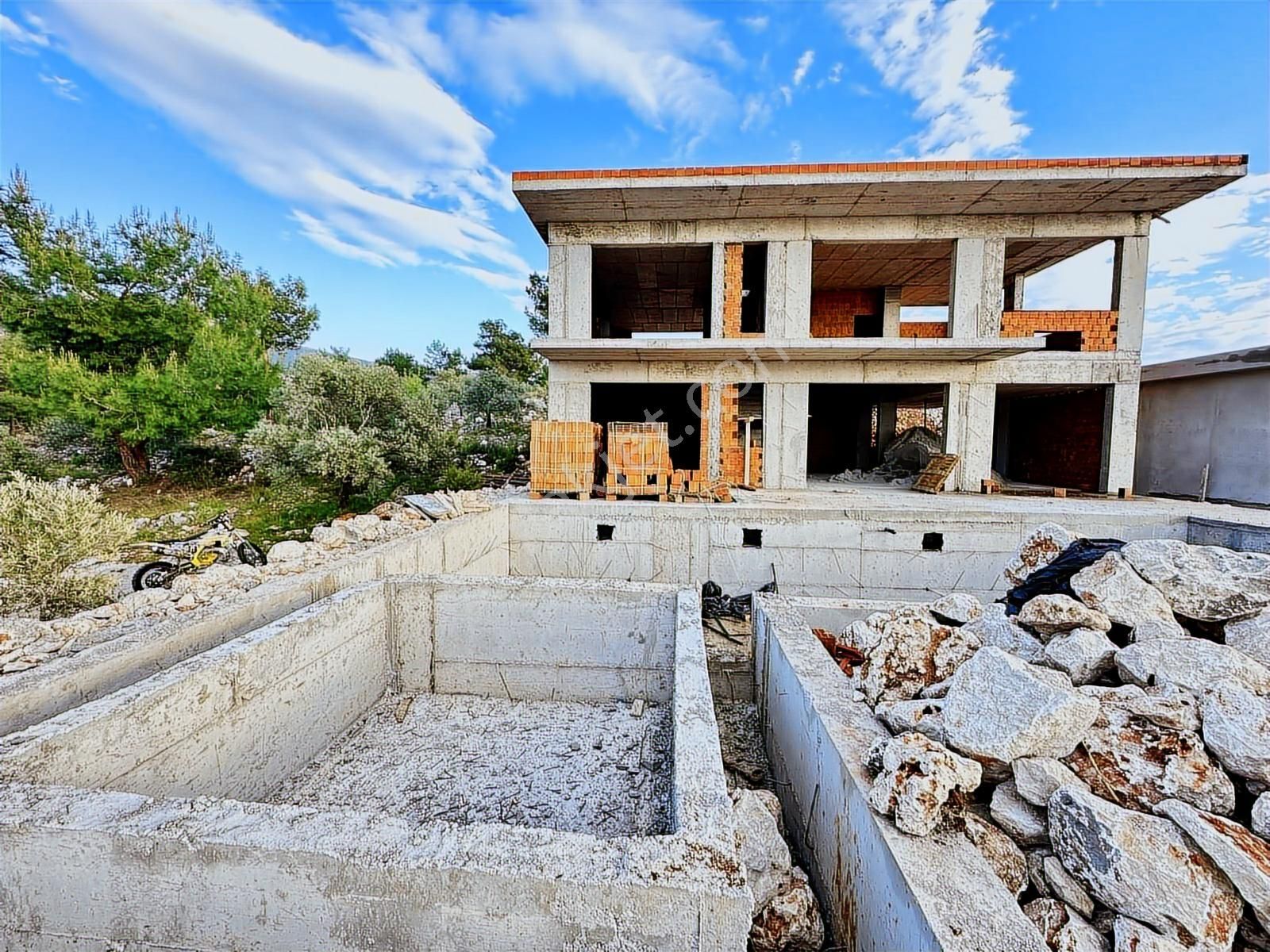 Kaş Üzümlü' De 7+2 Satılık 2 Adet Villa/de - Görsel 3