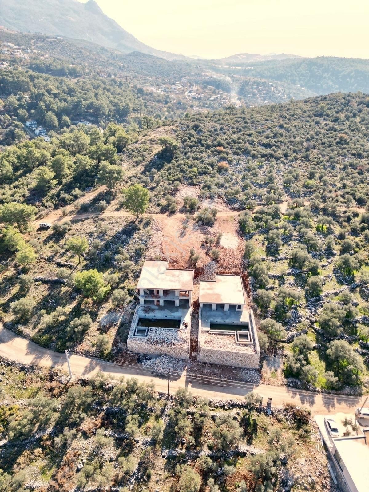 Kaş Üzümlü' De 7+2 Satılık 2 Adet Villa/de - Görsel 13