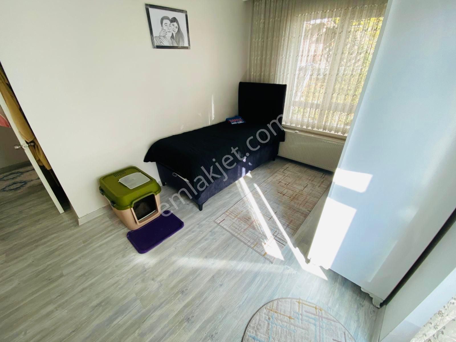 (1195) Keçiören Bademlik İtri Caddesinde 4.orta Katta 3+1 Asansörlü Satılık Geniş Daire - Görsel 7