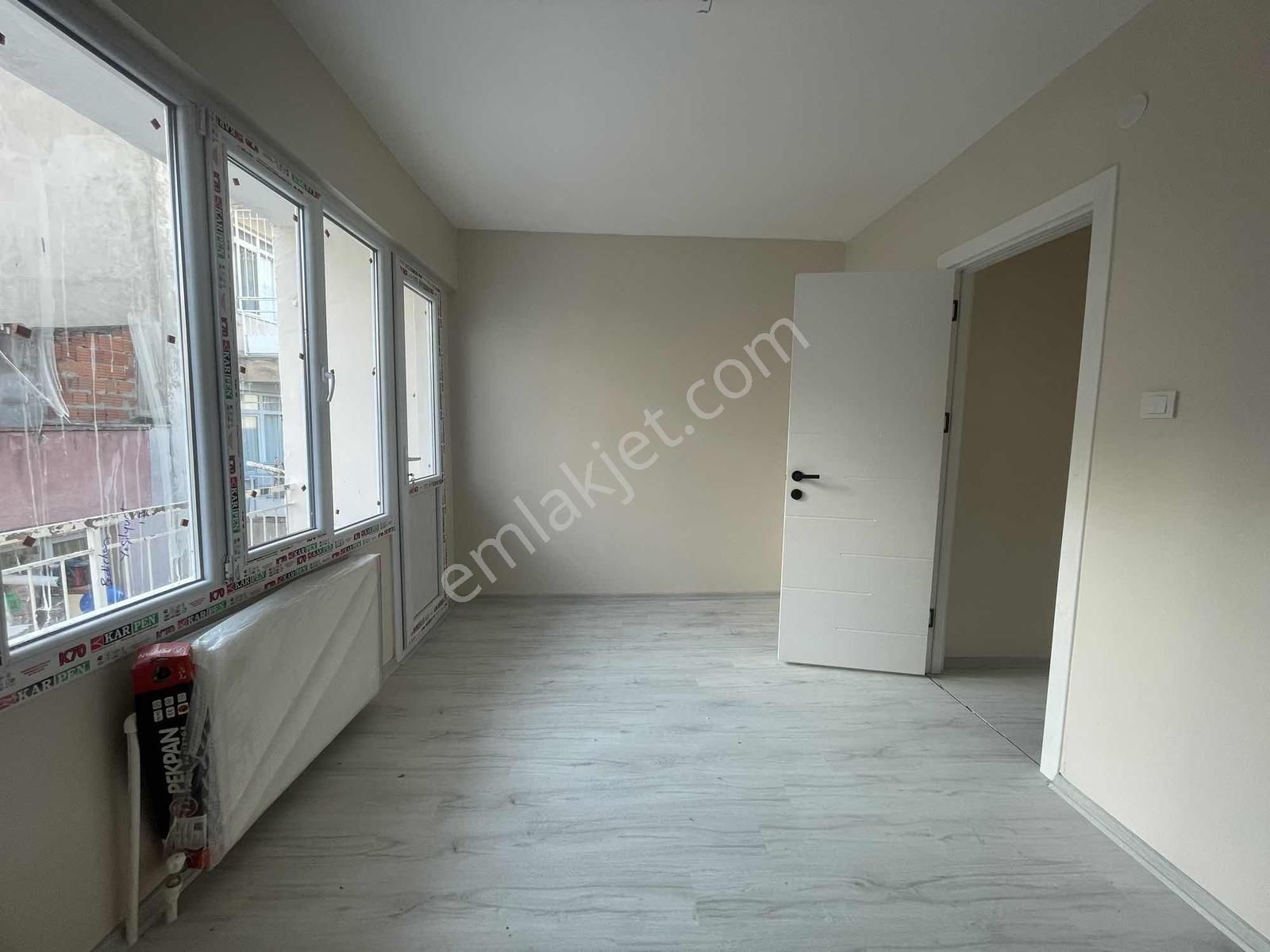 Balkondan İzmir Ve Deniz Manzaralı 2+1 Yapılı Daire - Görsel 12