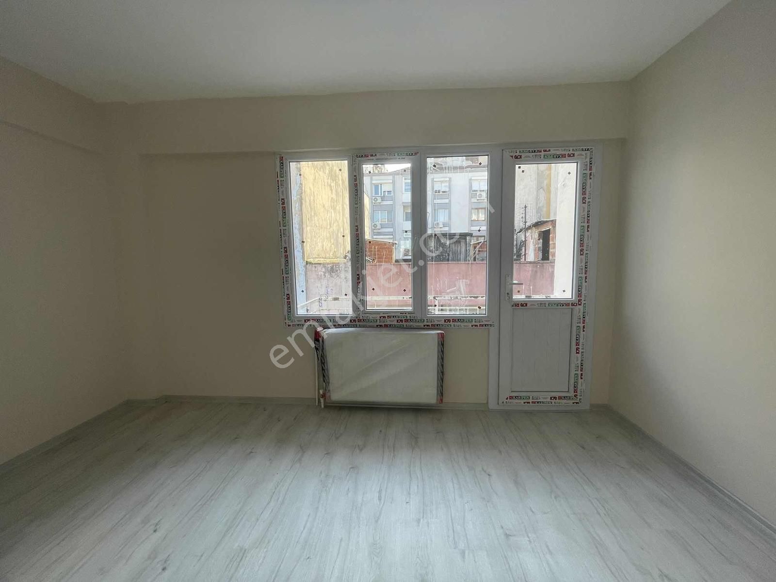 Balkondan İzmir Ve Deniz Manzaralı 2+1 Yapılı Daire - Görsel 11