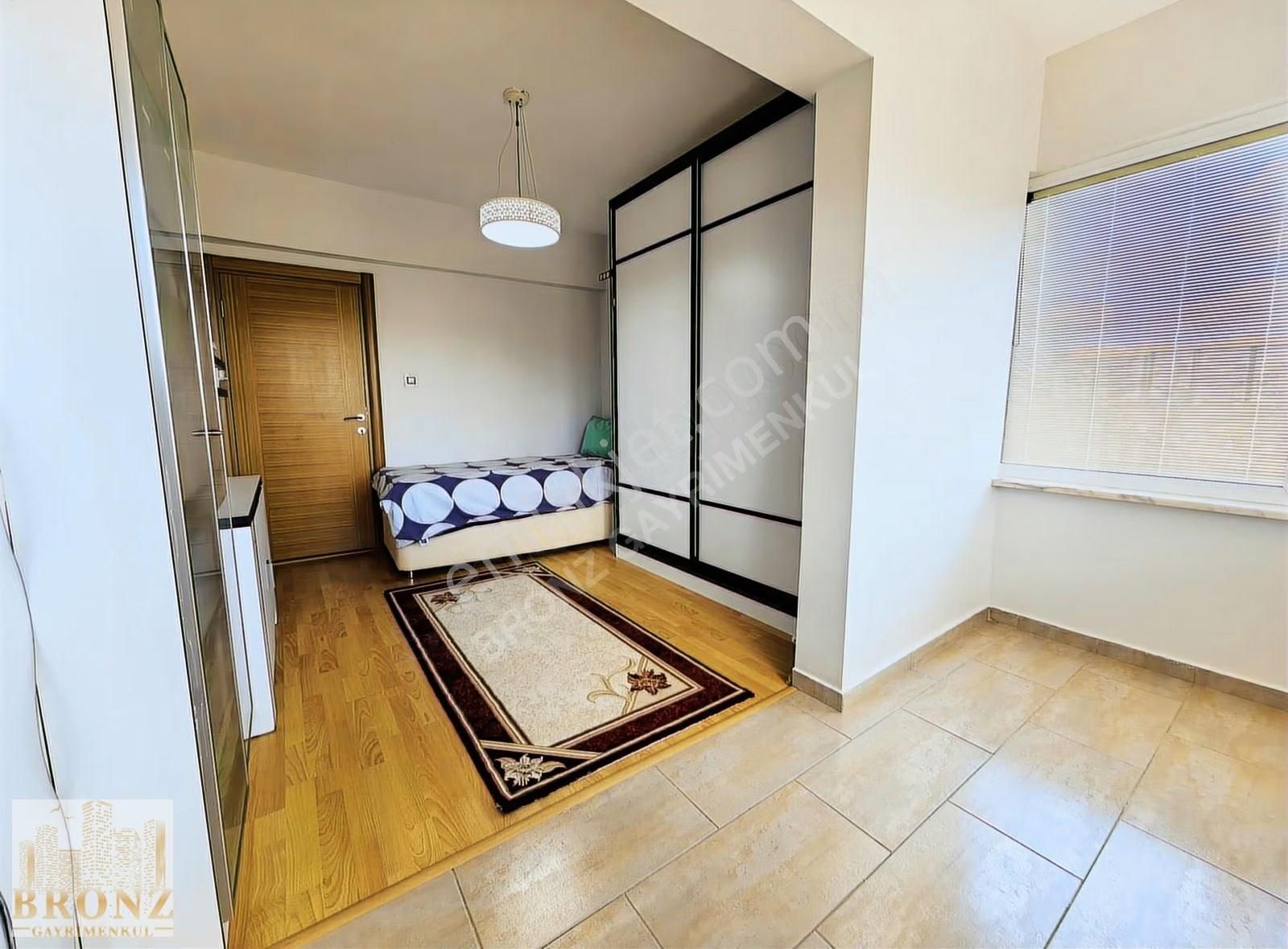 Yeşil Yamaç Sitesinde Tadilat Yapılmış Geniş 2+1 Eşyalı Daire - Görsel 5