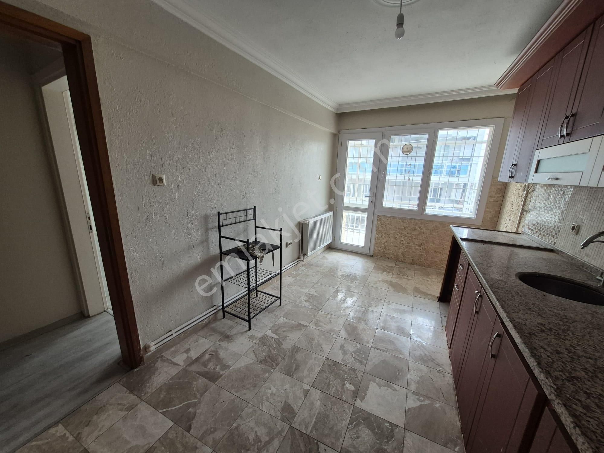 Çiğli Şirintepede Kiralık Doğalgazlı Daire - Görsel 5