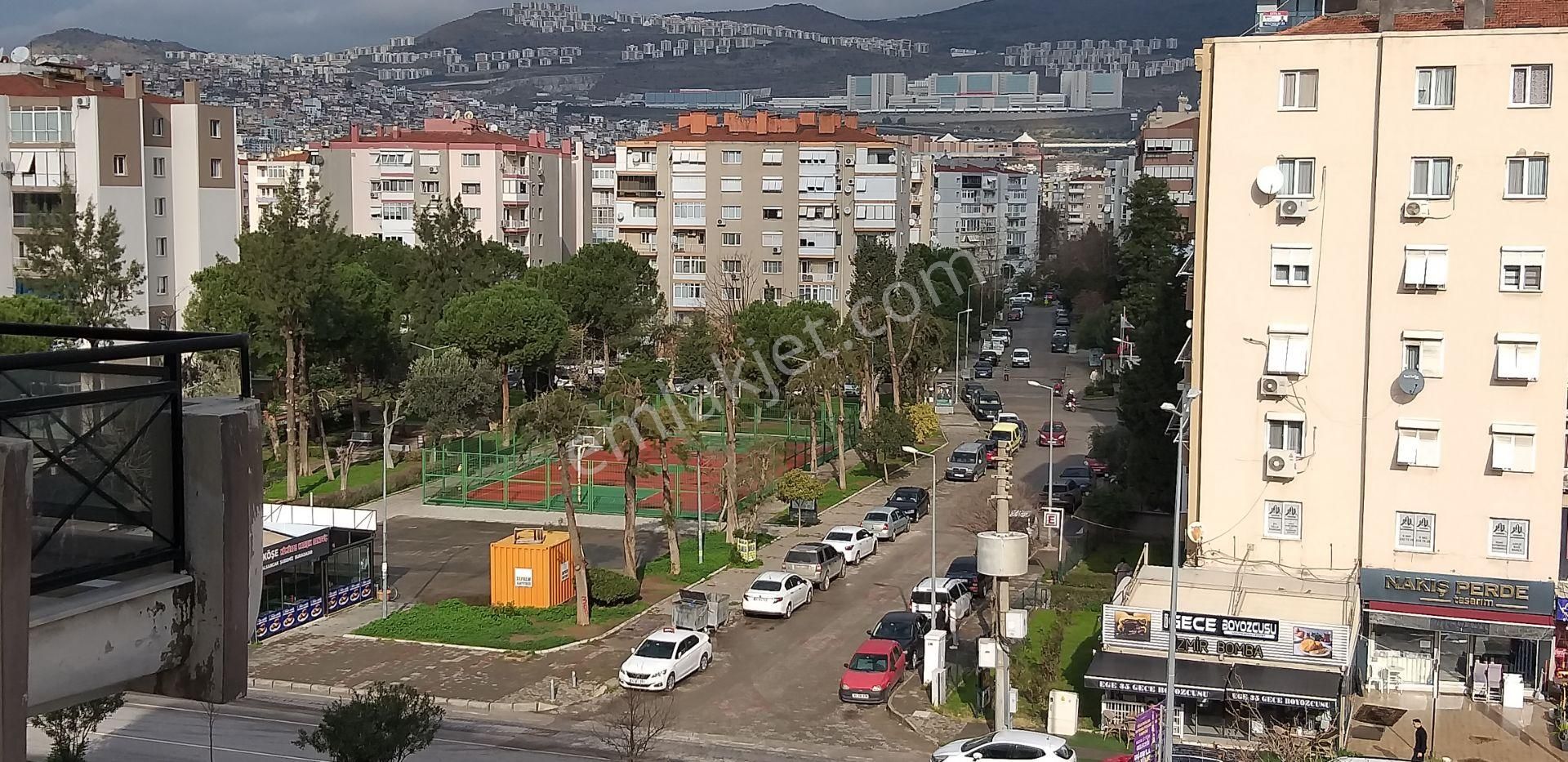 Bayraklı Mansuroğlu Mah. Çamkıran Durağının Karşısında Satılık Komple Kılasik Daire (yatırımlık) - Görsel 23