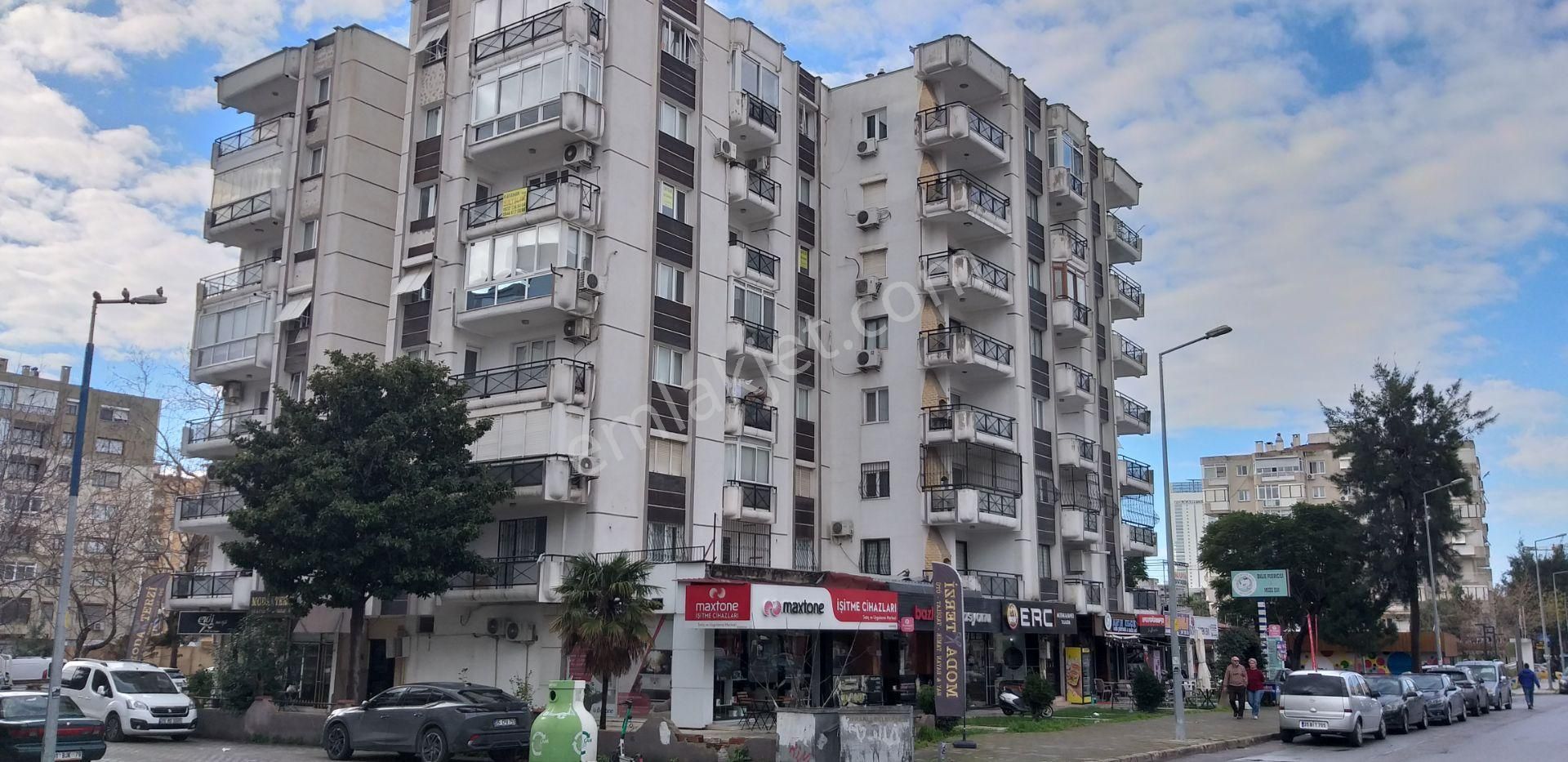 Bayraklı Mansuroğlu Mah. Çamkıran Durağının Karşısında Satılık Komple Kılasik Daire (yatırımlık) - Görsel 31