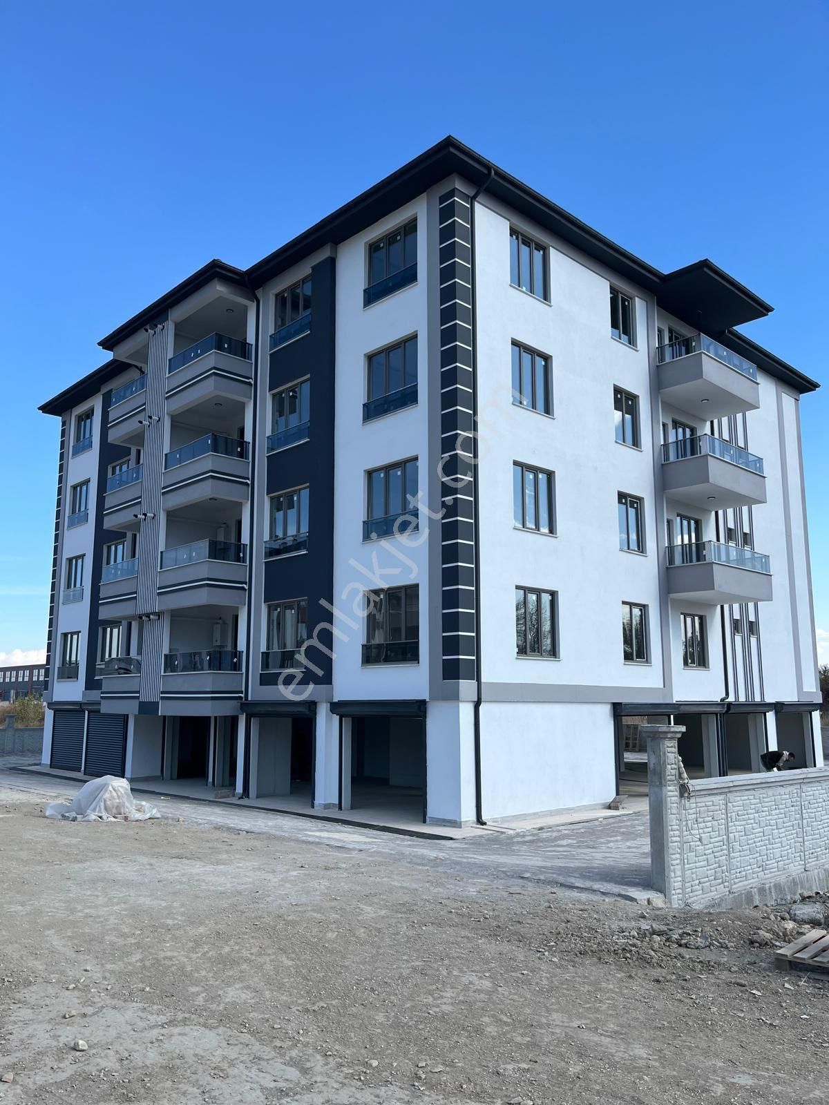 Rota’dan Satılık Yeni Mah. Garajlı 3+1 Daire - Görsel 29