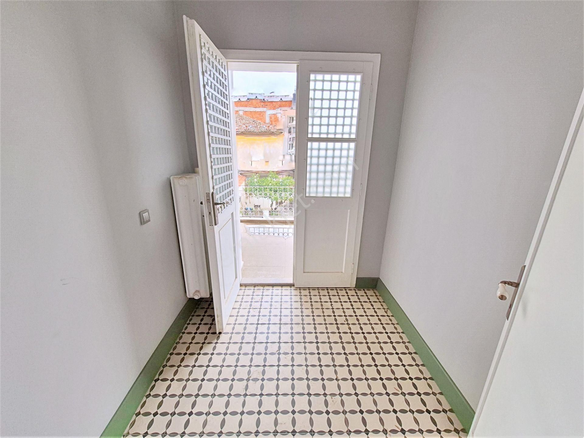 🌀güştaş Emlaktan Edremitte Satılık 7+1 Villa Edremit Meydana 200m Bahçeli Teraslı - Görsel 29