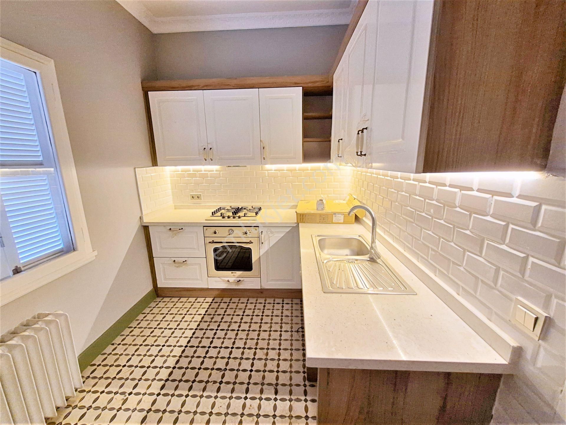 🌀güştaş Emlaktan Edremitte Satılık 7+1 Villa Edremit Meydana 200m Bahçeli Teraslı - Görsel 4