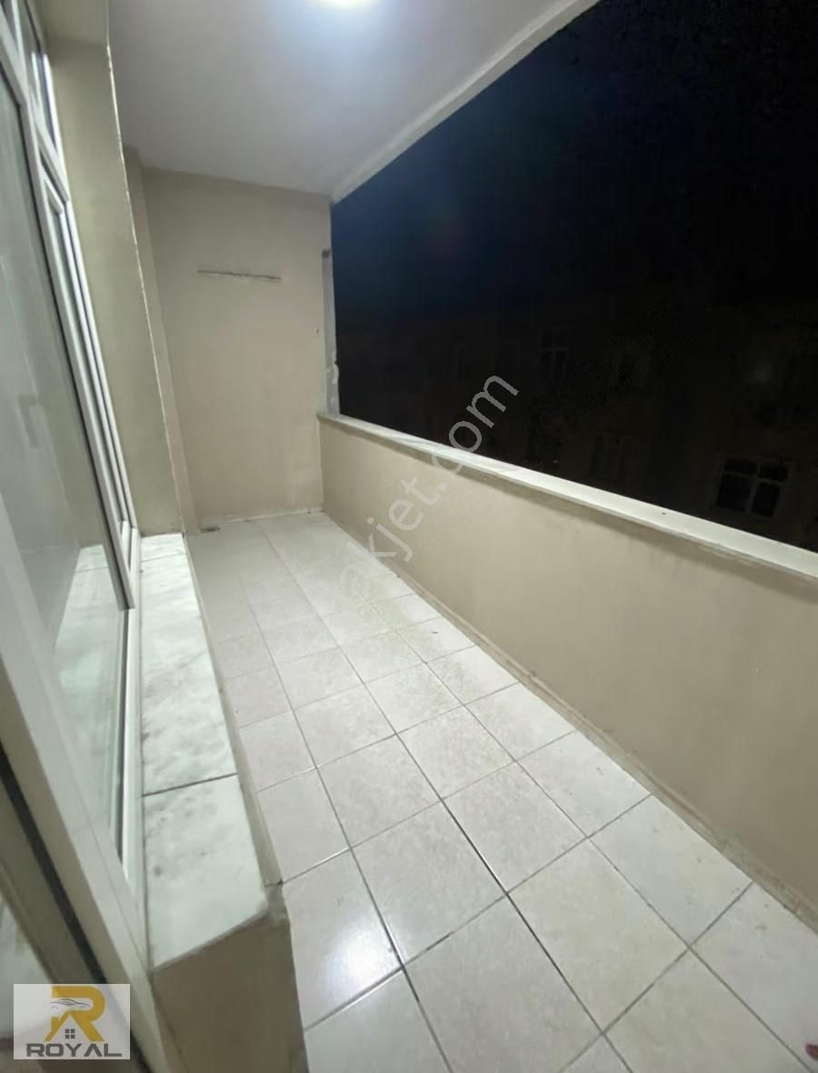 Tevfikbey'de 3+1 Tadilatlı Ara Kat Daire - Görsel 5