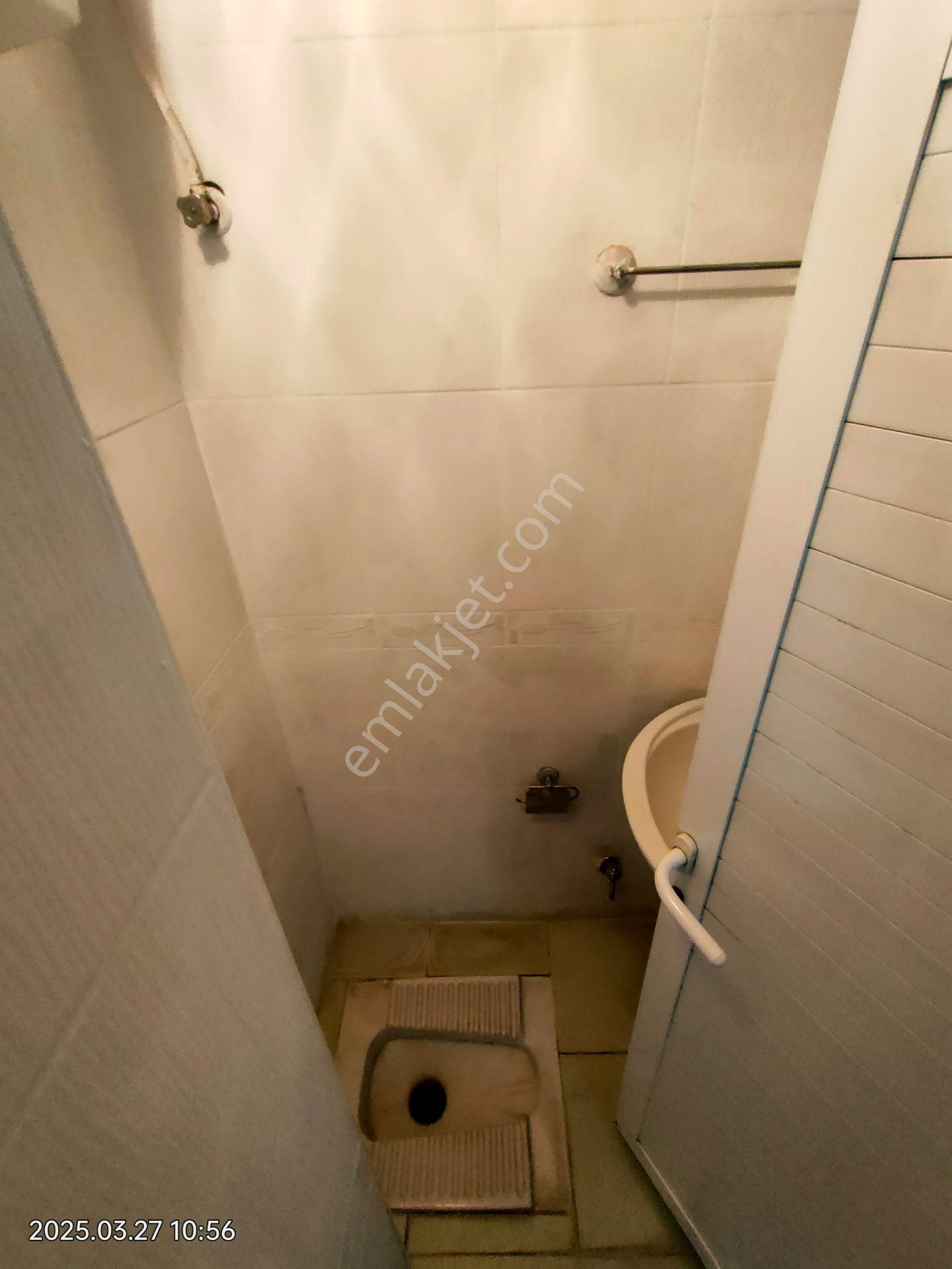 Kurtuluş Mahallesinde Doğalgazlı Ve Klimalı Kiralık Daire - Görsel 24